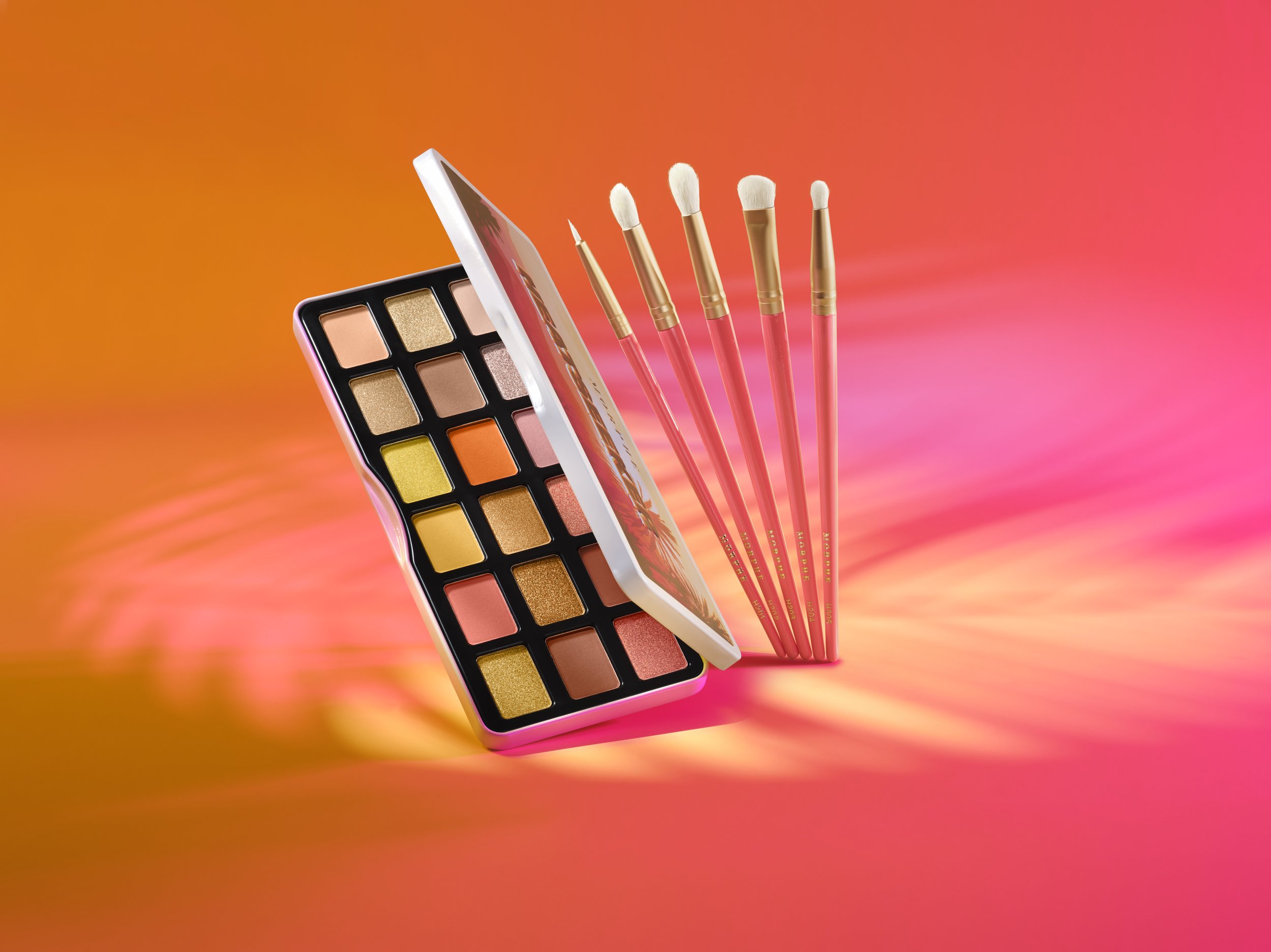 dan-simmons_Heatseeker_18PanPalette_BrushSet_StylizedGroup_0378.jpg