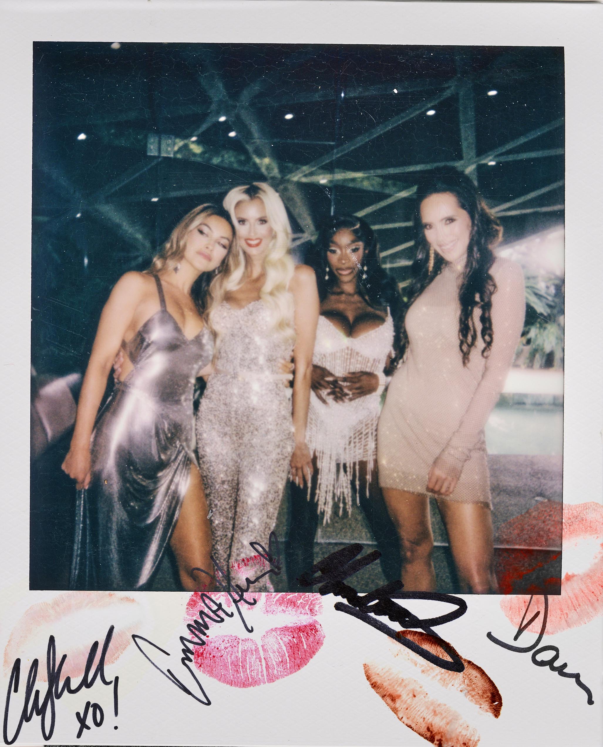 Sara-Tollefson-Mally-Selling-Sunset-Netflix-Season-Chrishell-Stause-Davina-Potratz-Emma-Hernan-Chelsea-Lazkani-12-October-2023-Polaroid-00054-R1.jpg