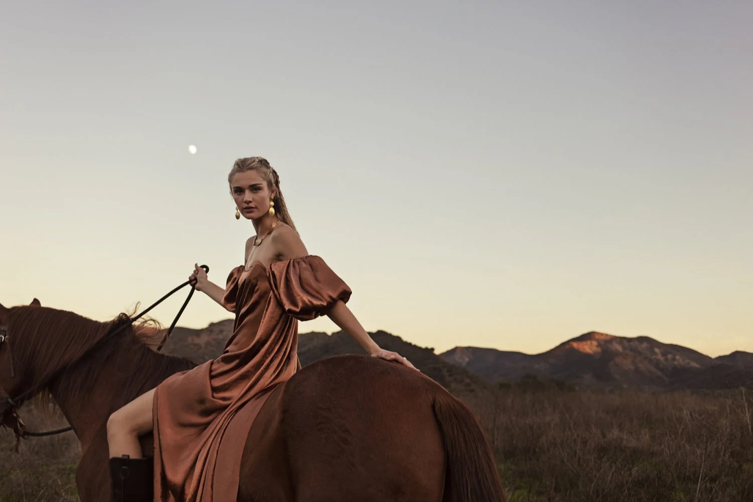 cover-braden-summers-horses-fashiuon-AgouraHills_TaylorMoore-3154.jpg