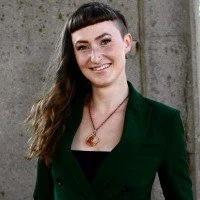 Dani Sherwood headshot.