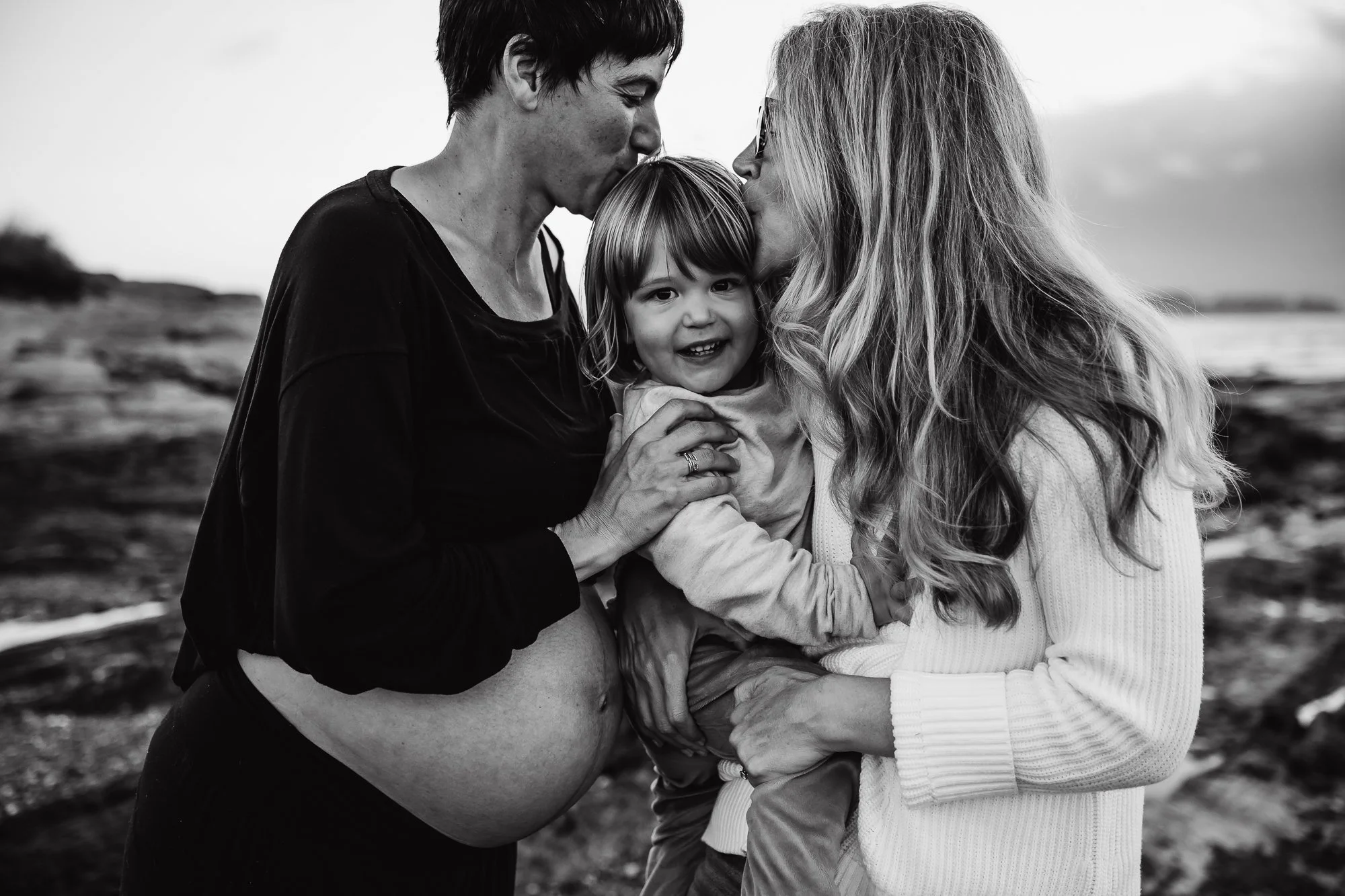 Maternity-Queer-Family-Kettle-Cove-Cape-Elizabeth-2.jpg