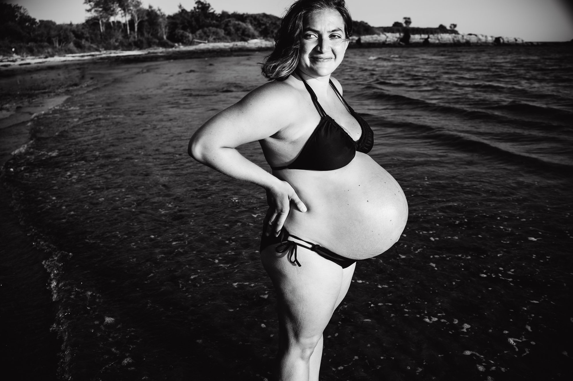 Portland-Maine-Beach-Golden-Hour-Maternity-Photos-8.jpg