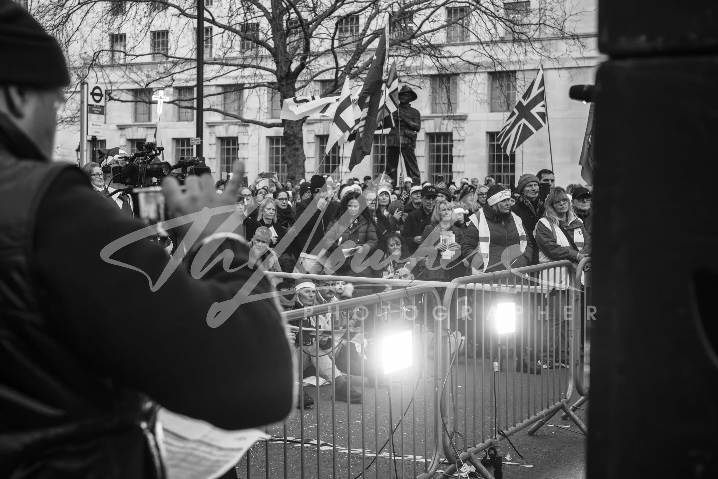 Tommy Robinson Christmas Event London 2025-98.jpg