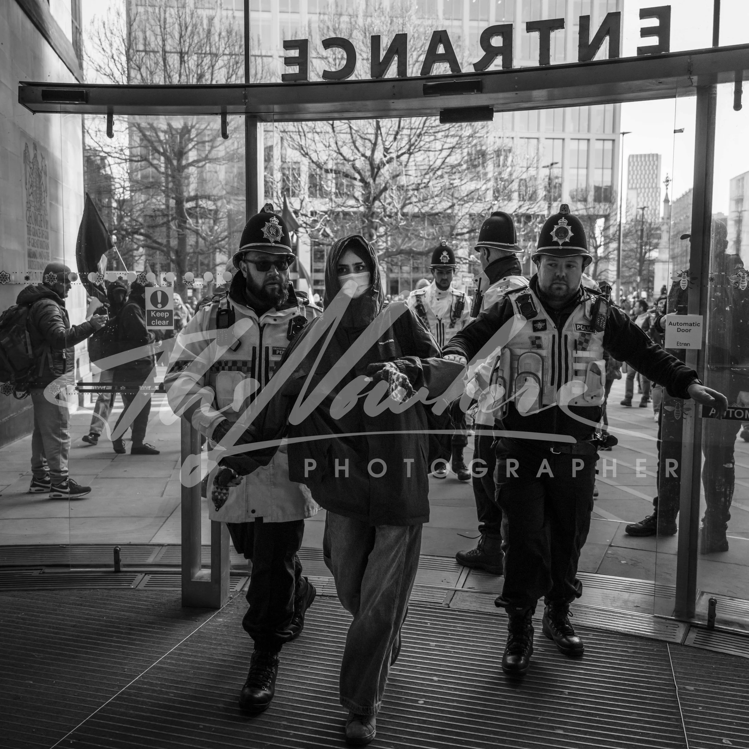 The Nowhere Photographer-94.jpg