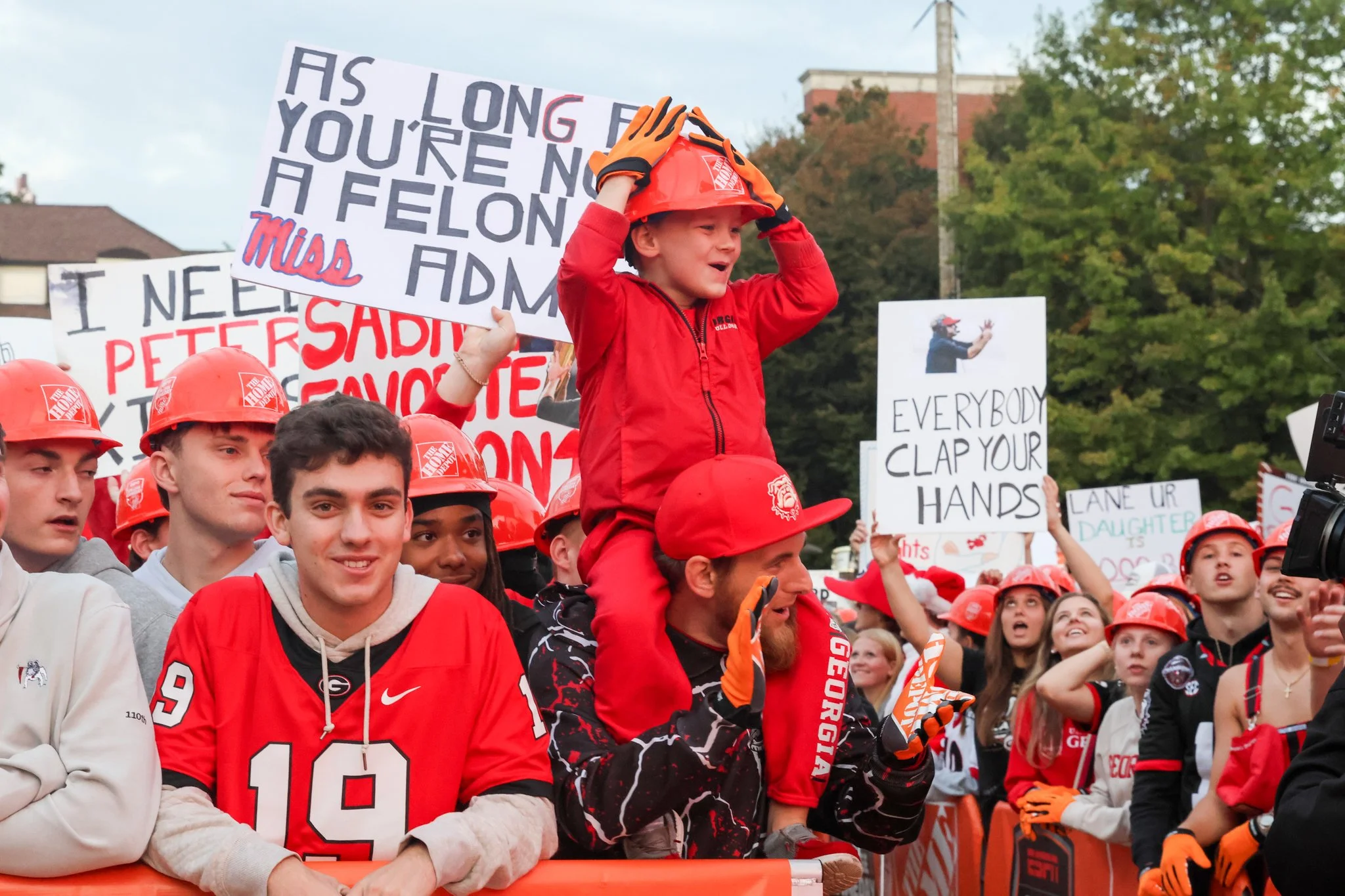 aajc 101825 gameday in athens_396.jpg
