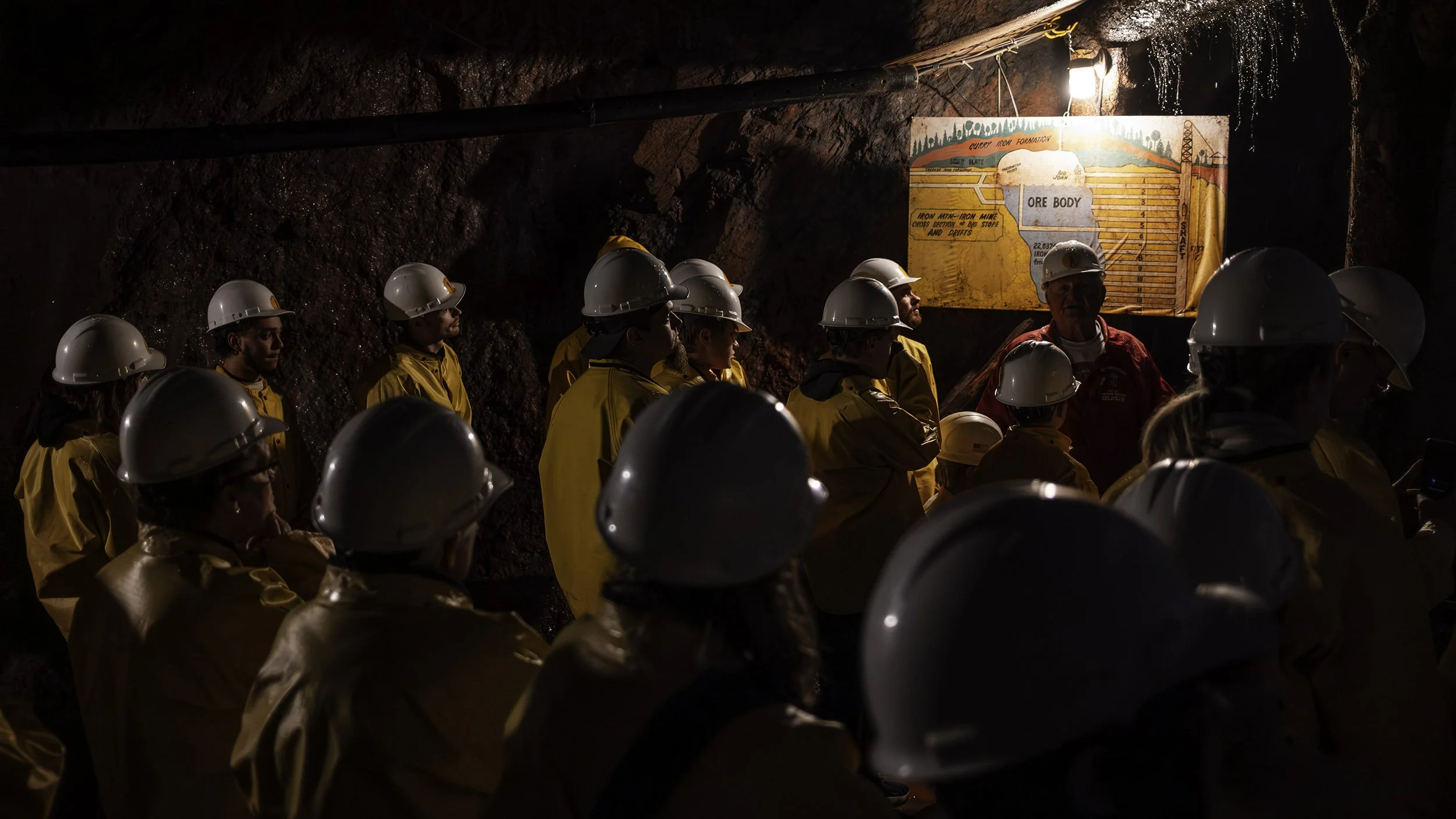 Iron Mountain Iron Mine tour guide explaining the big stope