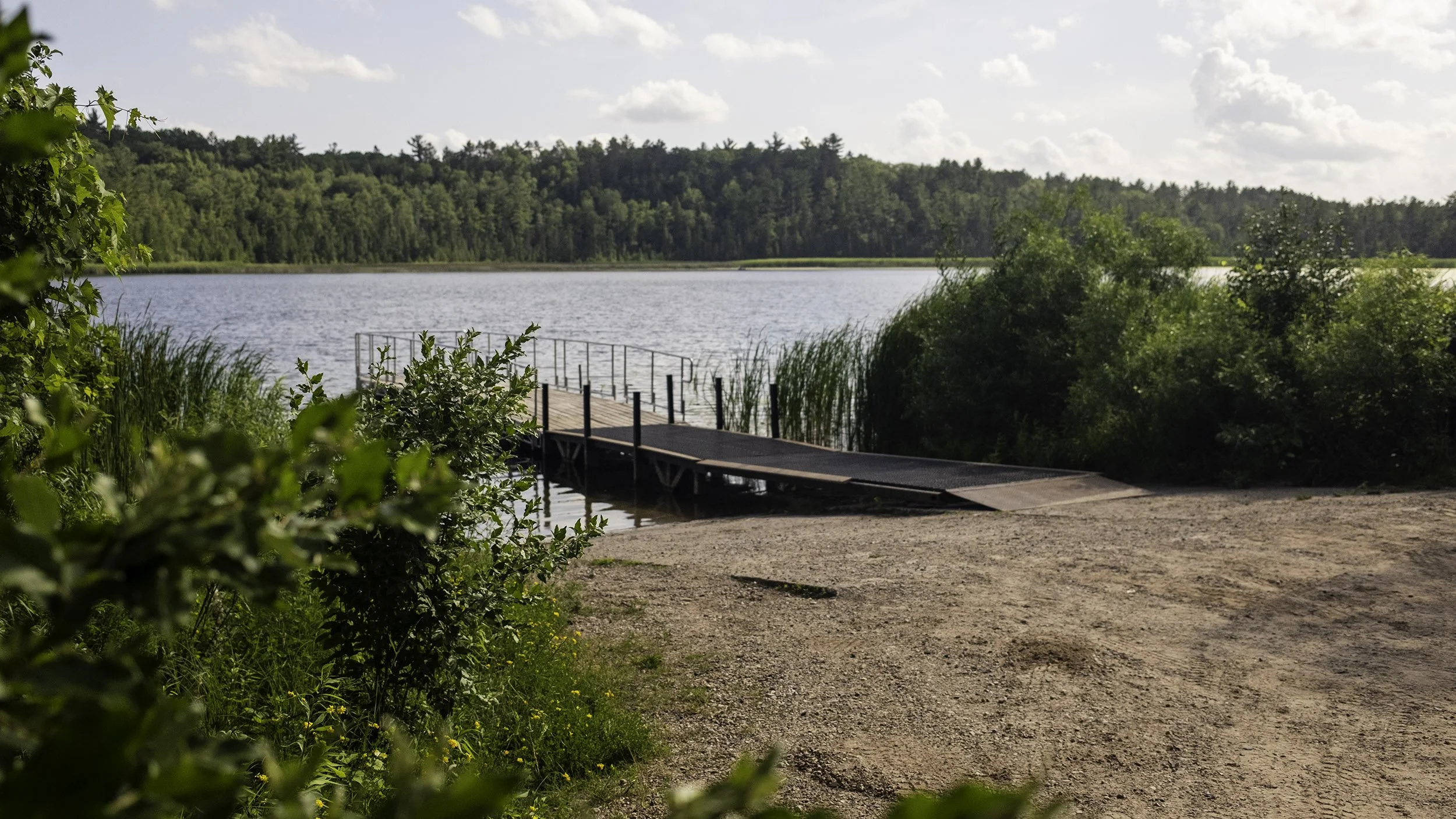 Hanbury Lake fishing boat pier