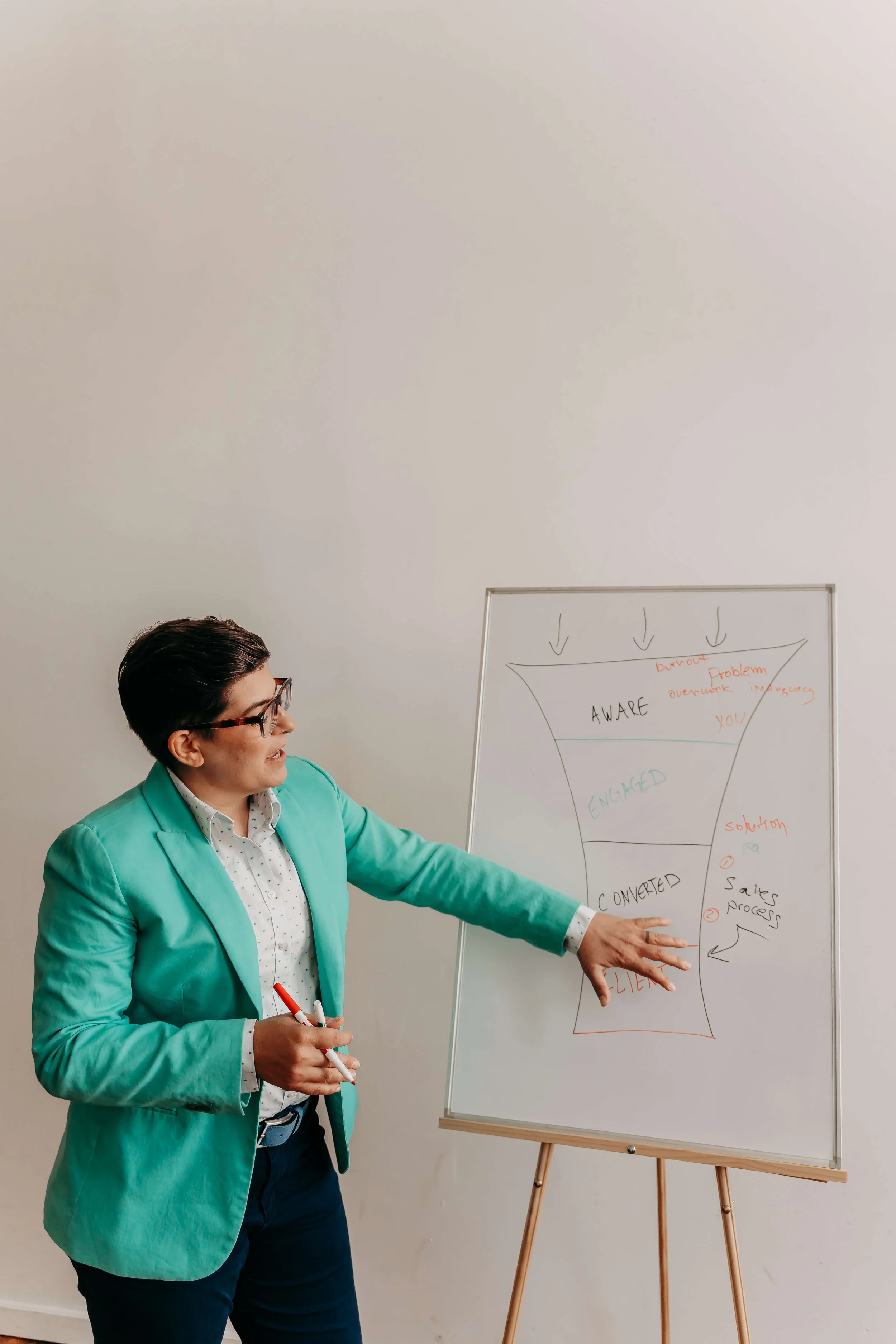 Francesca McLin, copywriter and strategist, sharing strategic sales and marketing guidance for advisors