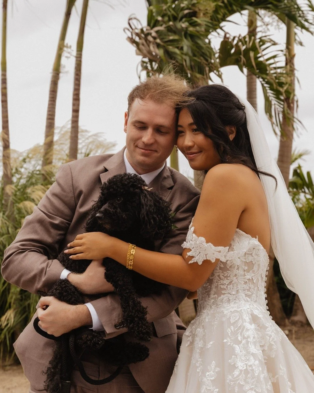 It&rsquo;s true &mdash; your dog can be part of your wedding day and engagement session too!

From getting-ready snuggles to portraits and ceremony moments, we&rsquo;re here for it all. If your engagement session or wedding day wouldn&rsquo;t feel co