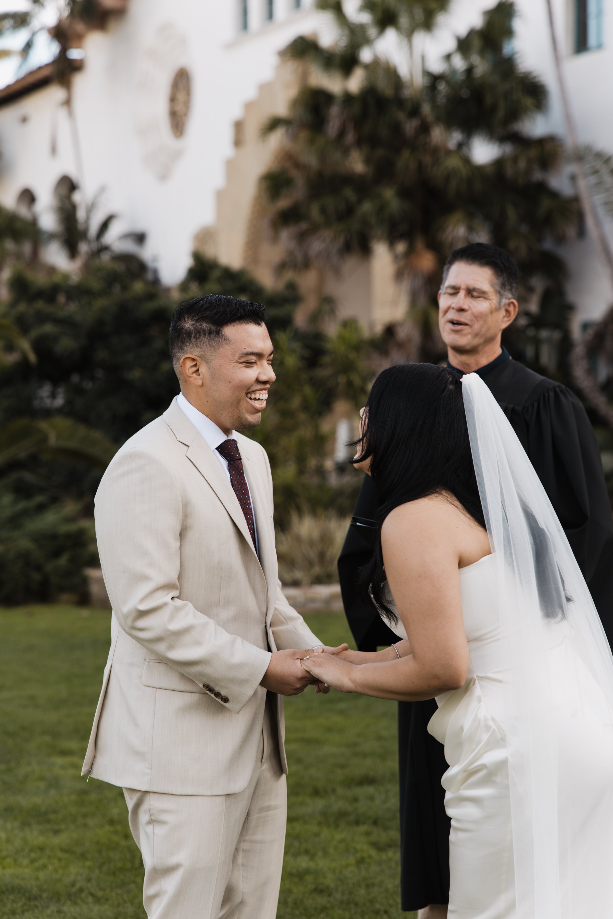 lesly&diegosantabarbaraelopement-324.jpg