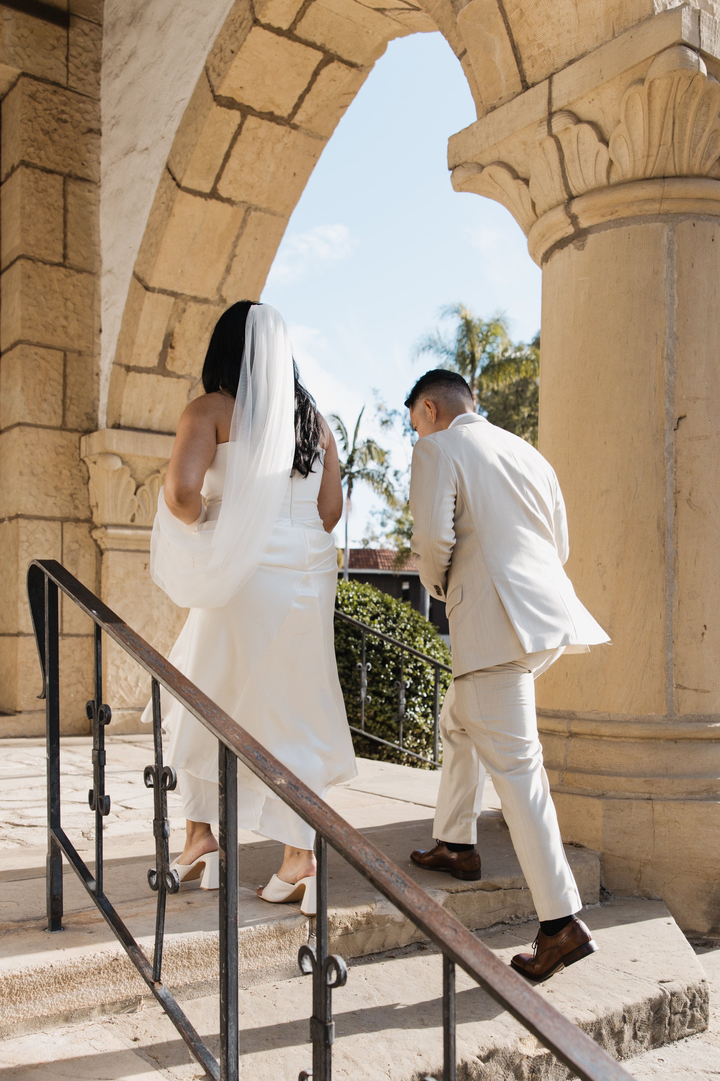 lesly&diegosantabarbaraelopement-233-2.jpg