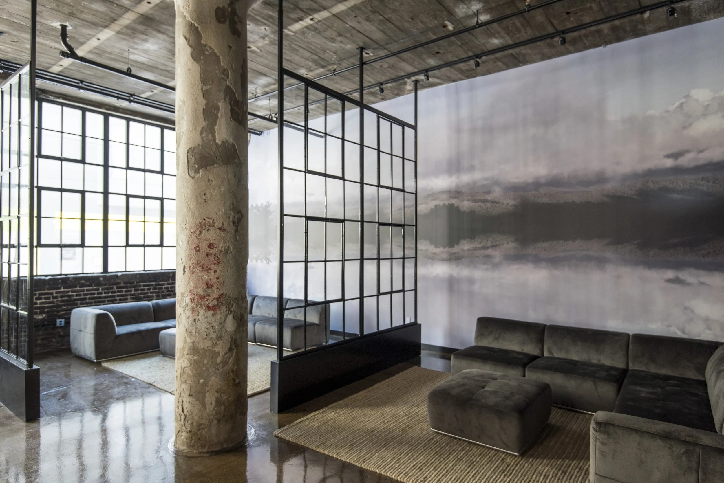 1. Chesterman Lobby01.jpg
