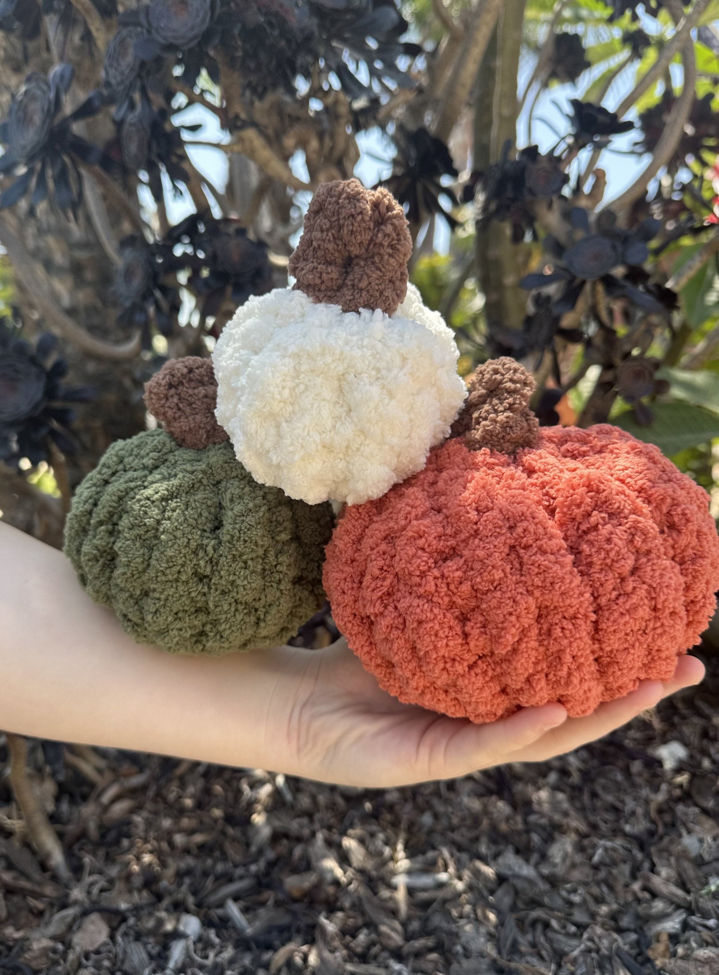 Finger Knit Pumpkins