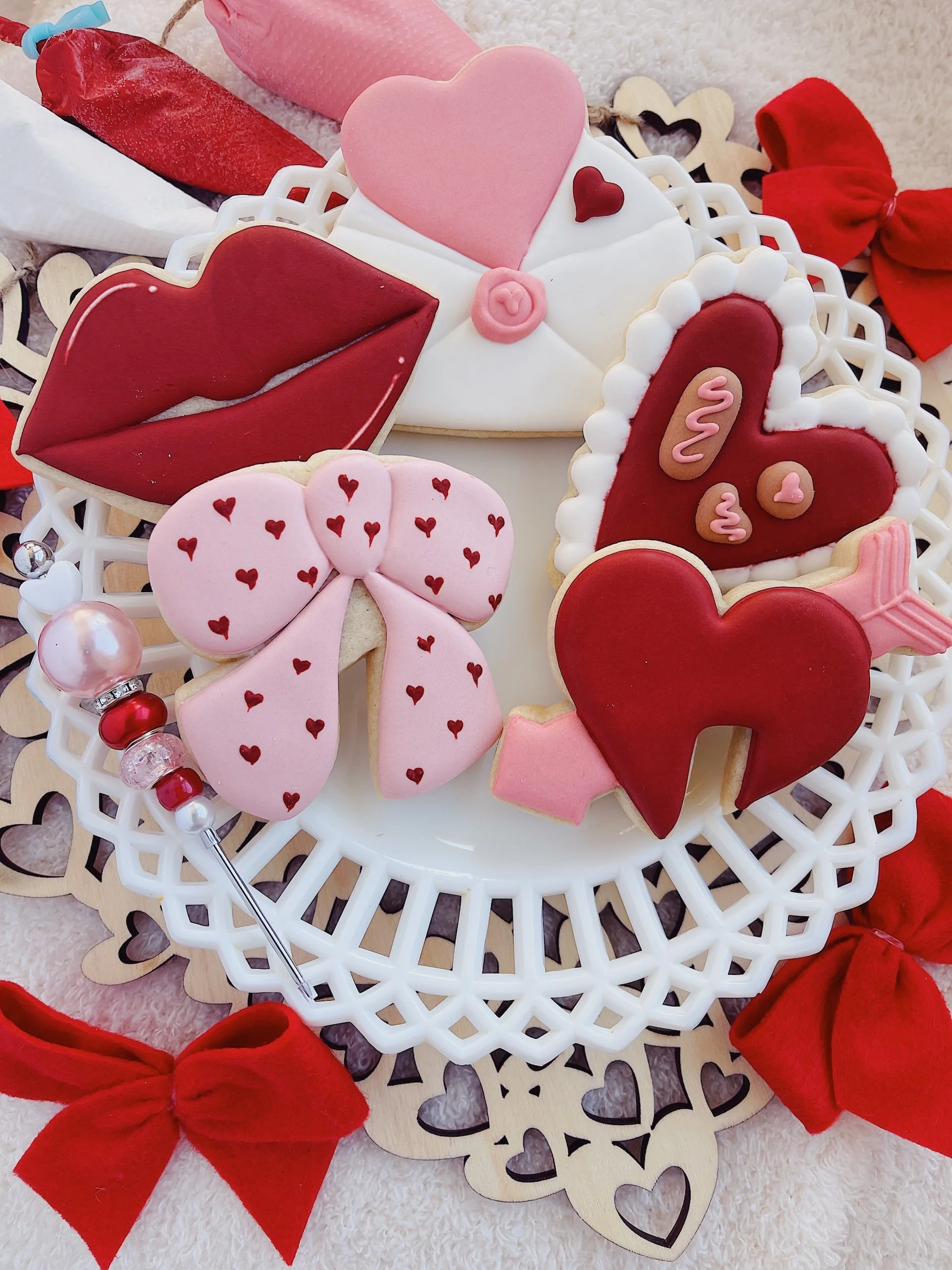 Valentines themed Cookie Decorating 