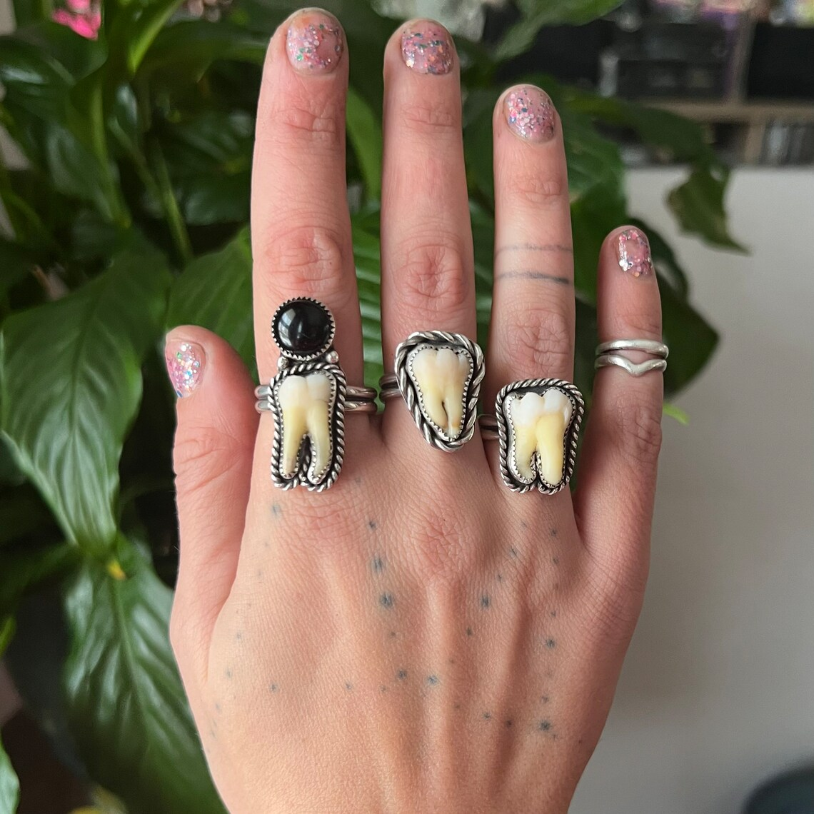 Toot Rigs Your Own Custom Tooth Ring — Kettle Black Silver