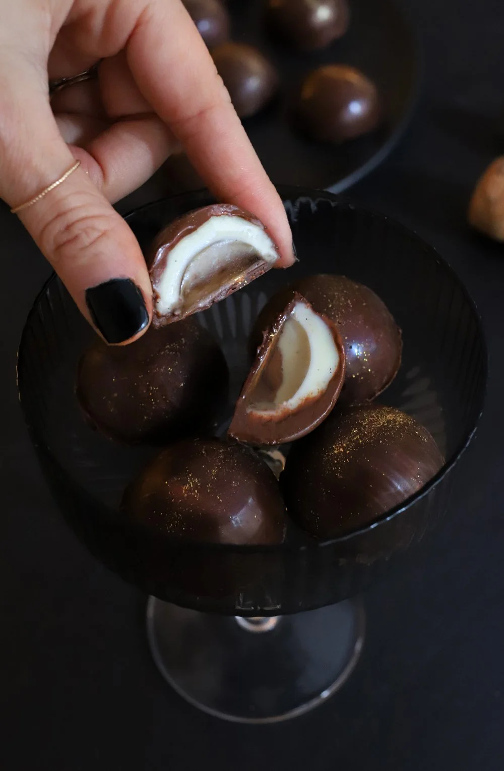 CHAMPAGNE CHOCOLATES WITH SPARKLING GELÉE CENTERS
