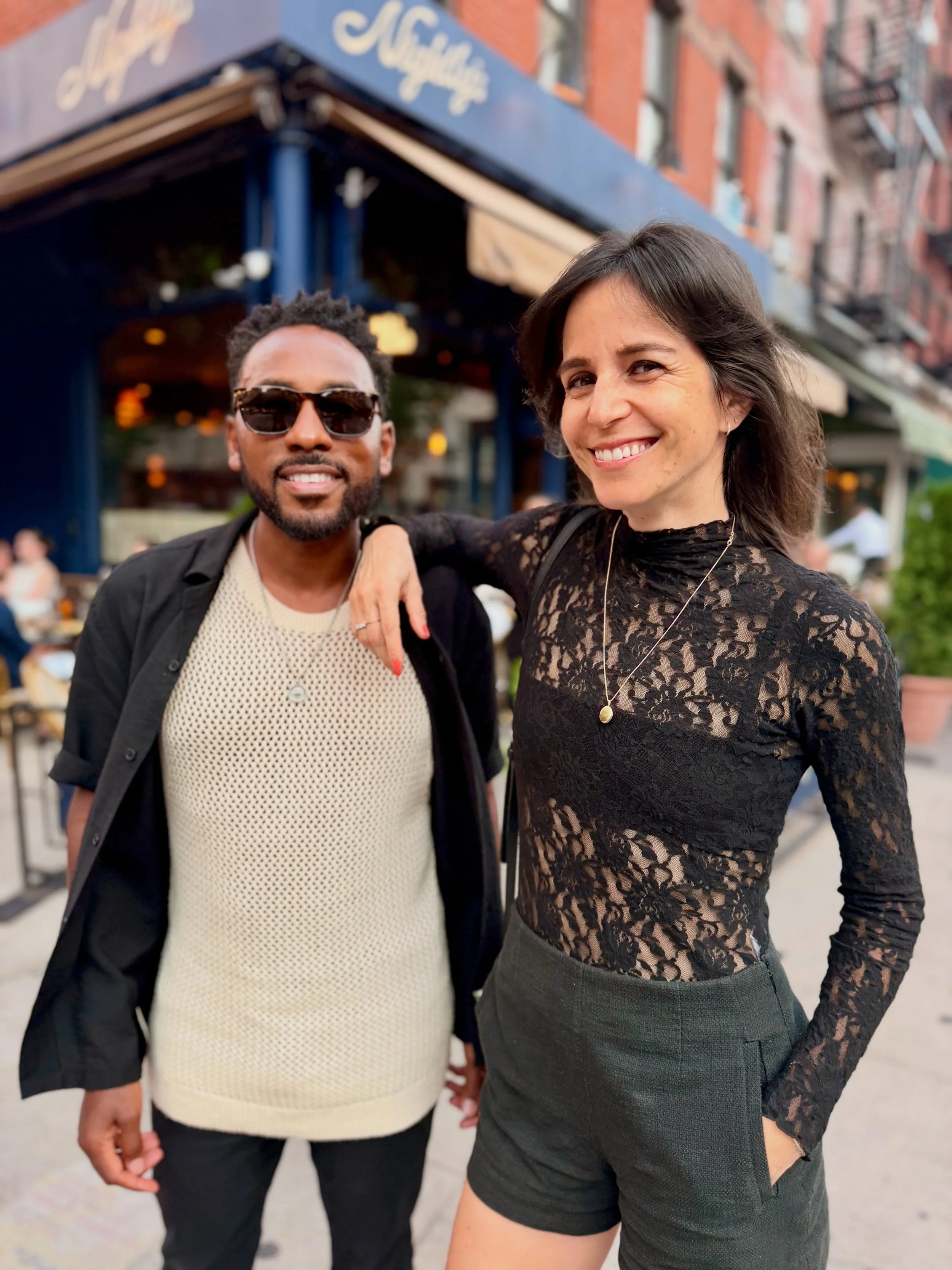 That moment when you are grateful that your friend took a photo of the outfit you wore to your last double date so you know what not to wear to tonight&rsquo;s. 💁🏻&zwj;♀️

Happy Friday! See you soon if you&rsquo;re around the UES tonight!

Love you