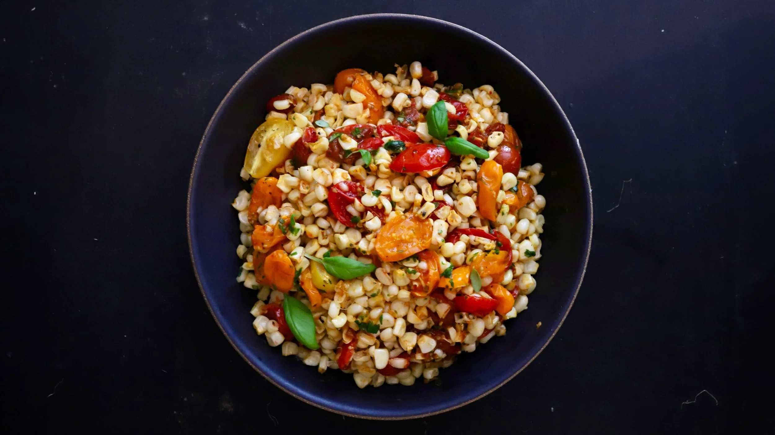 ROASTED SWEET CORN & TOMATO BASIL SALAD