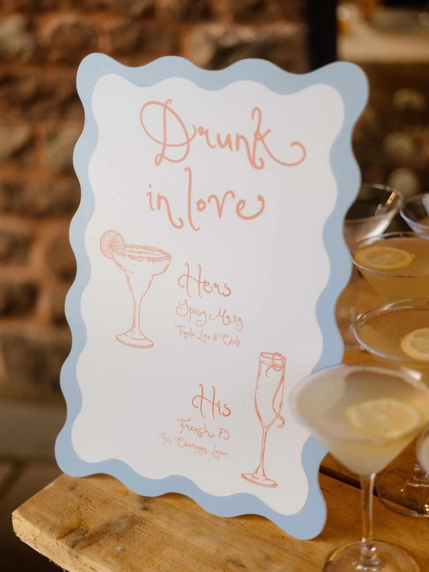 It&rsquo;s all in the details&hellip;

and these are my favourite detail shots of 2025✨

1. @kirstylouisephoto 
2. @thefalkenburgs 
3. @sophiecollinsphotography_ 
4. @marywtphoto 
5. @sophiecollinsphotography_ 
6. @kirstylouisephoto 
7. @garynunnwedd