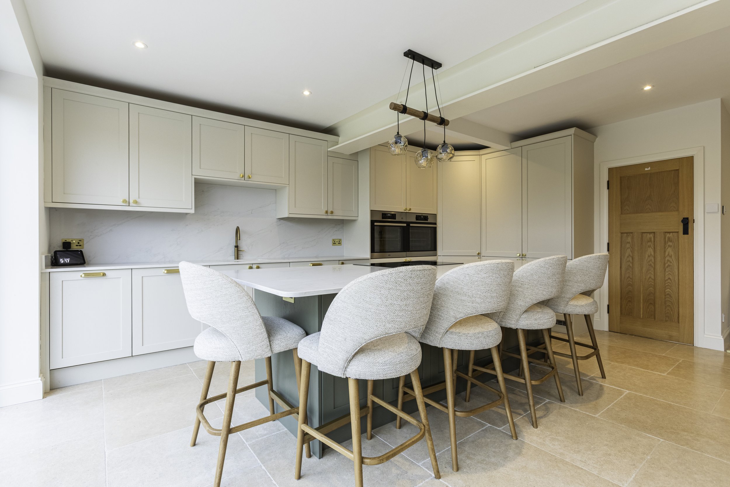 Capturing Craftsmanship: How Ahead Agency Elevated Valmora Kitchens Through Bespoke Creative Content