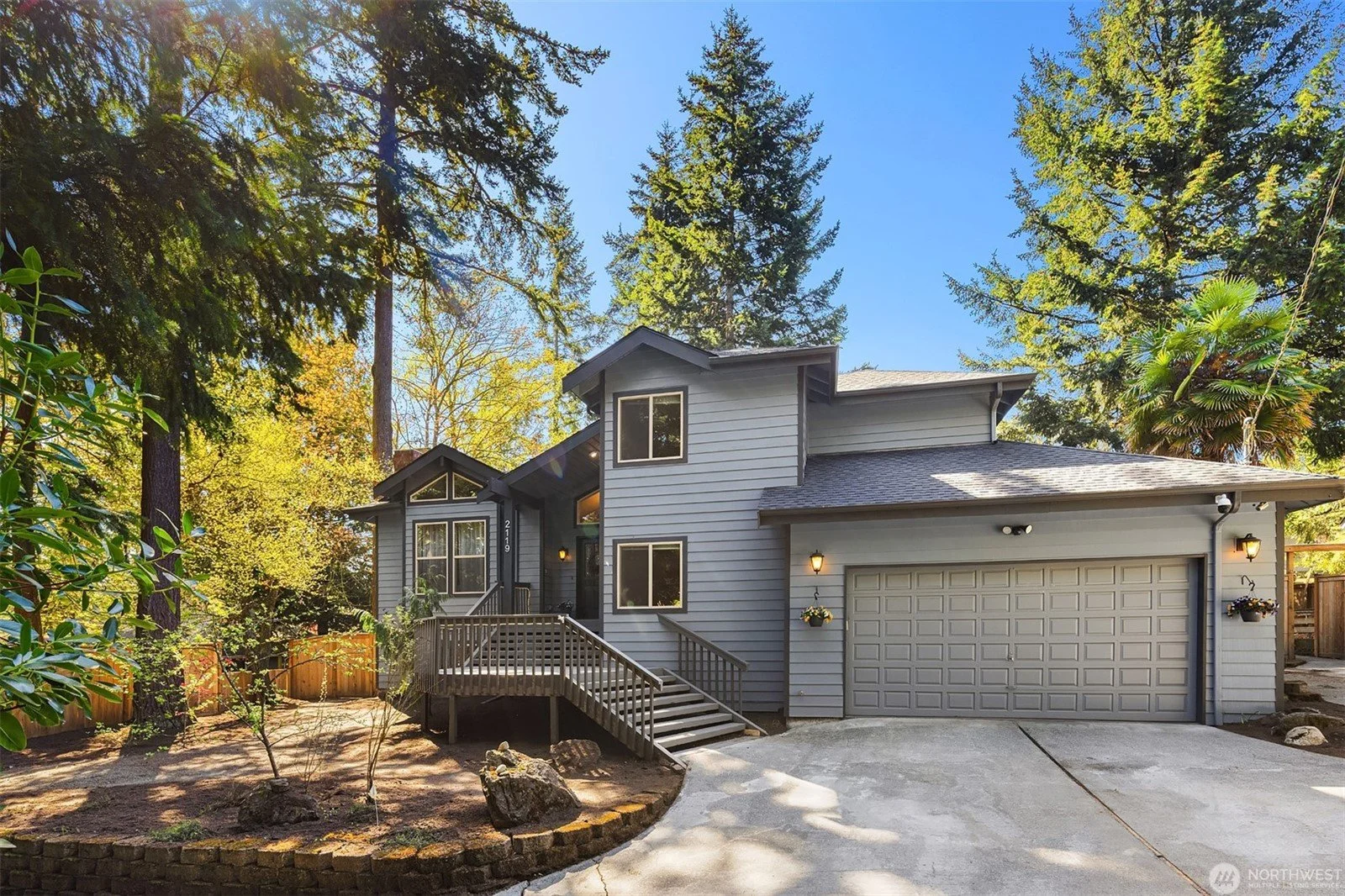 Seller | Burien, WA | $1,050,000