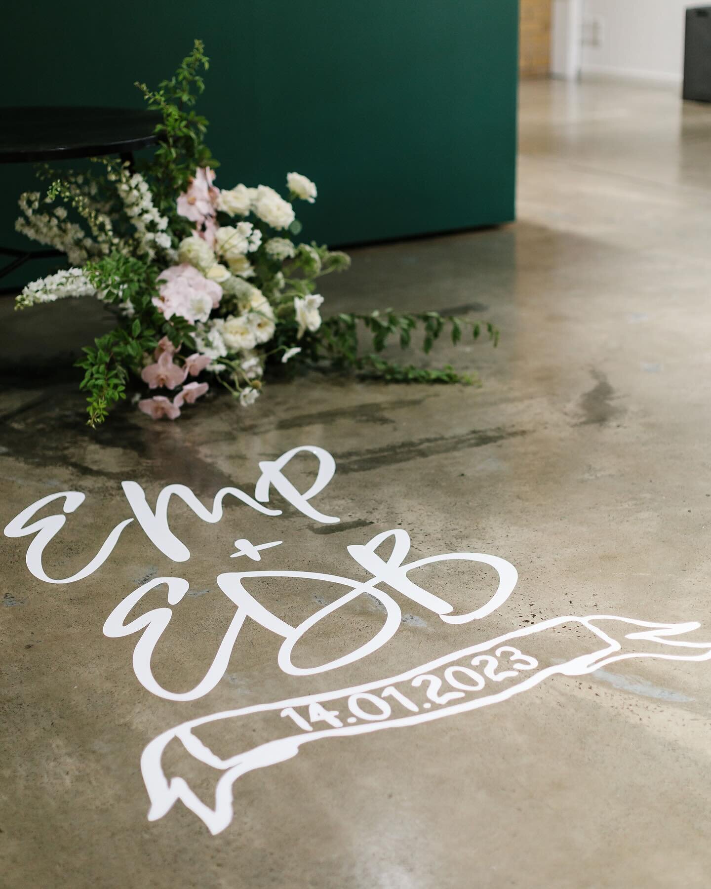 Creating a moment for the champagne pour 💫

Photography @erinnealephotography 
Venue @m__on__w 
Styling @ruby_and_james 
Flowers @georgie.boy__ 
Signage @mickeylovesjacquiletterpress @samoneshepherdson