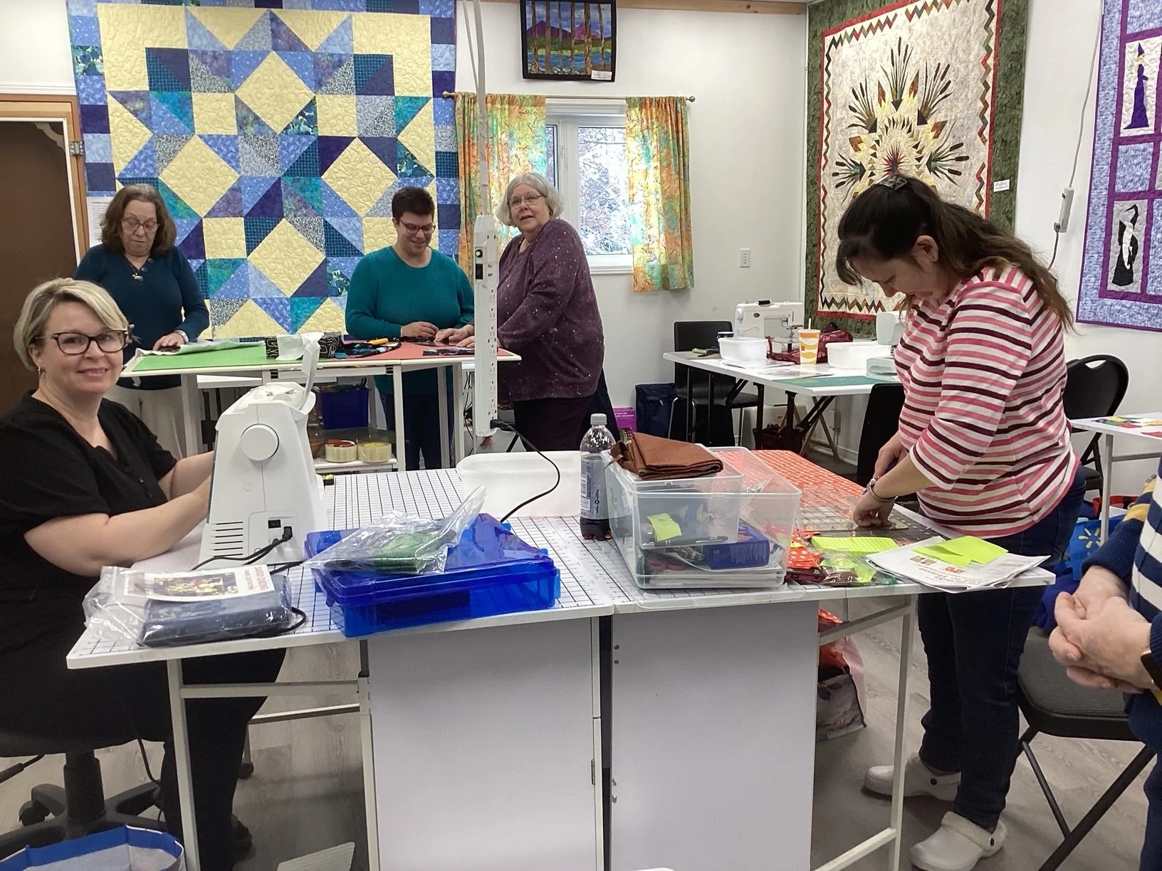 Quilt store in the Ottawa Valley, Quilting and knitting supplies. we