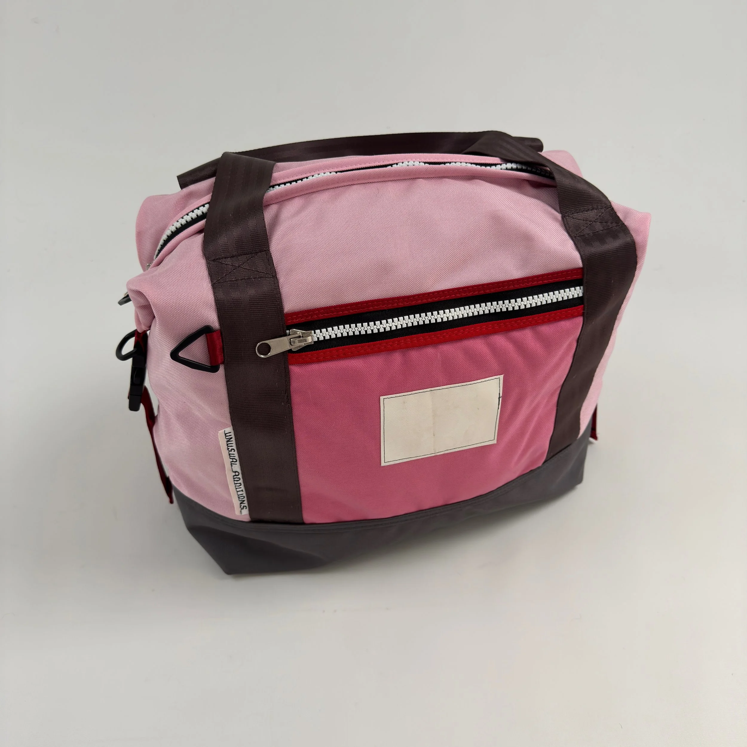 WSB00626 Travel bag small Weekender/Carry On     Pink/Grey/Red/Cafe Noir/Lining/Red