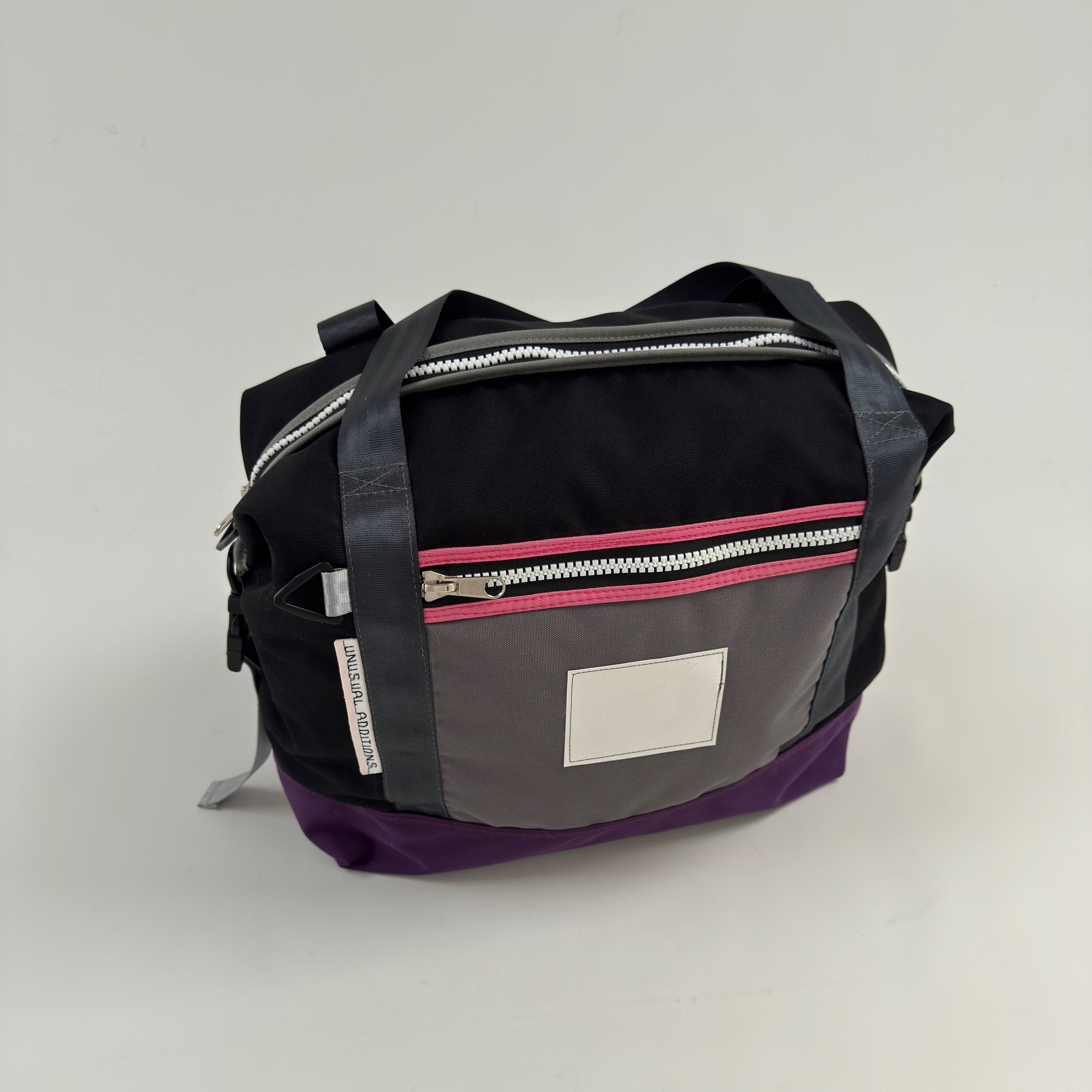 WSB00625 Travel bag small Weekender/Carry On    Black/Purple/Grey/Pink/Lining Pink