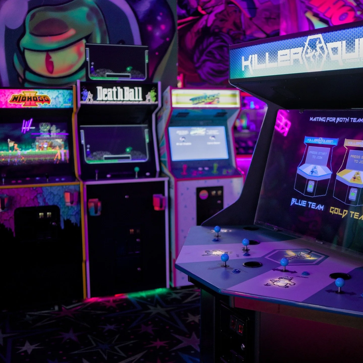 Arcade Monsters I-Drive has the best collection of indie arcade games! 

@killerqueenarcade by @bumblebeargames 

@deathballarcade by @thauber 

@nidhoggofficial by @dsmarcade 

and our Throwback! Jai-Alai Heroes by designer Brian Stabile and artist 
