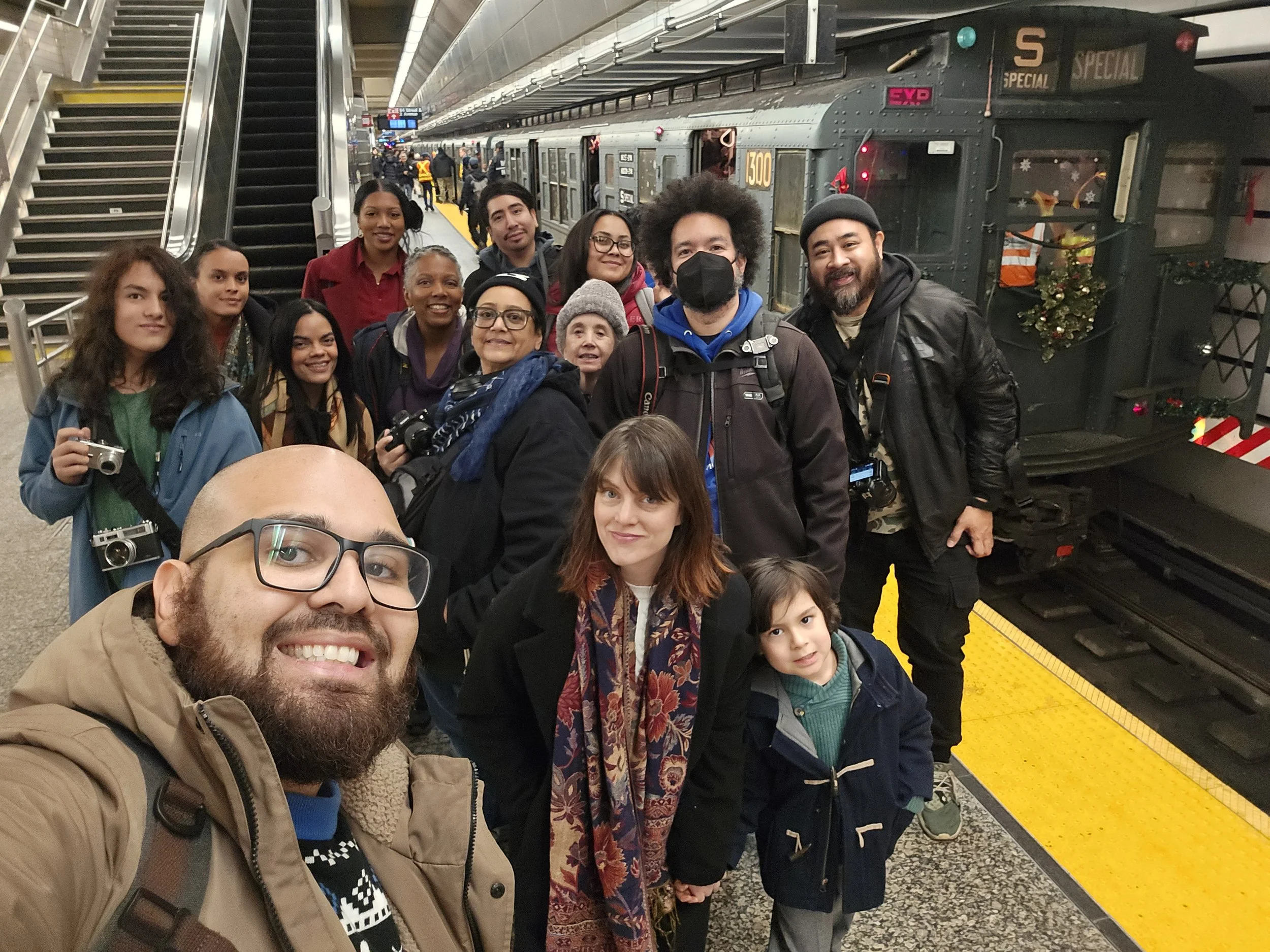 Photo Recap: December 21, 2025. MTA Holiday (Nostalgia) Train