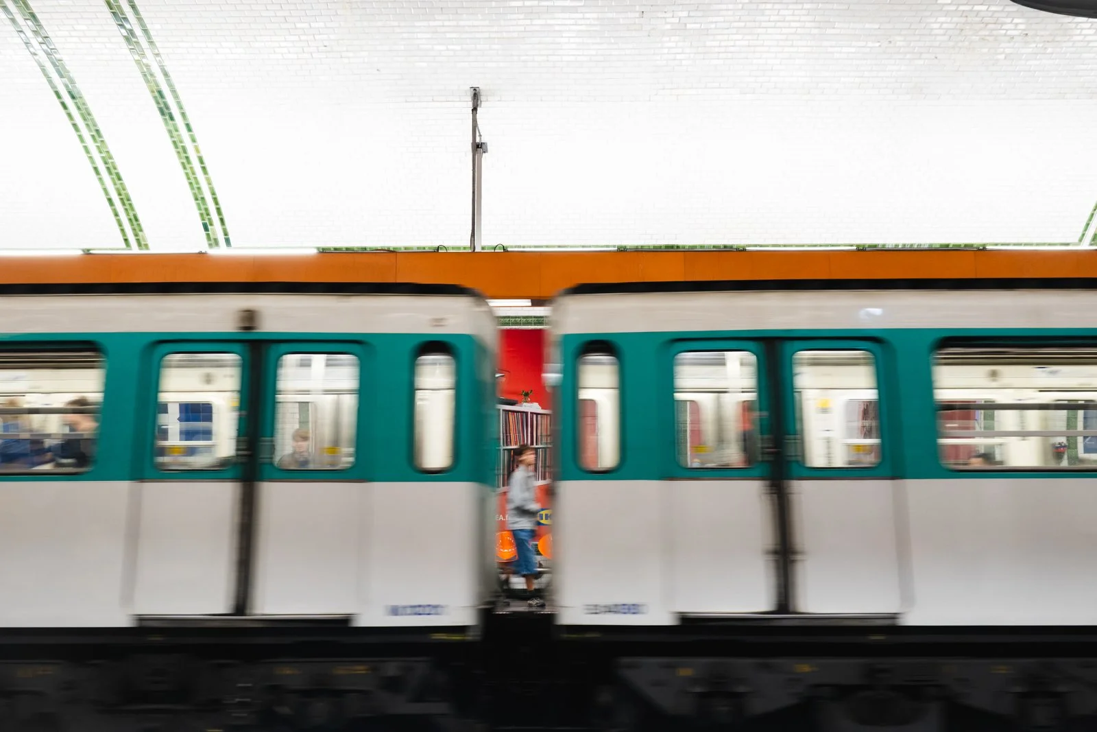 RX107500.jpg