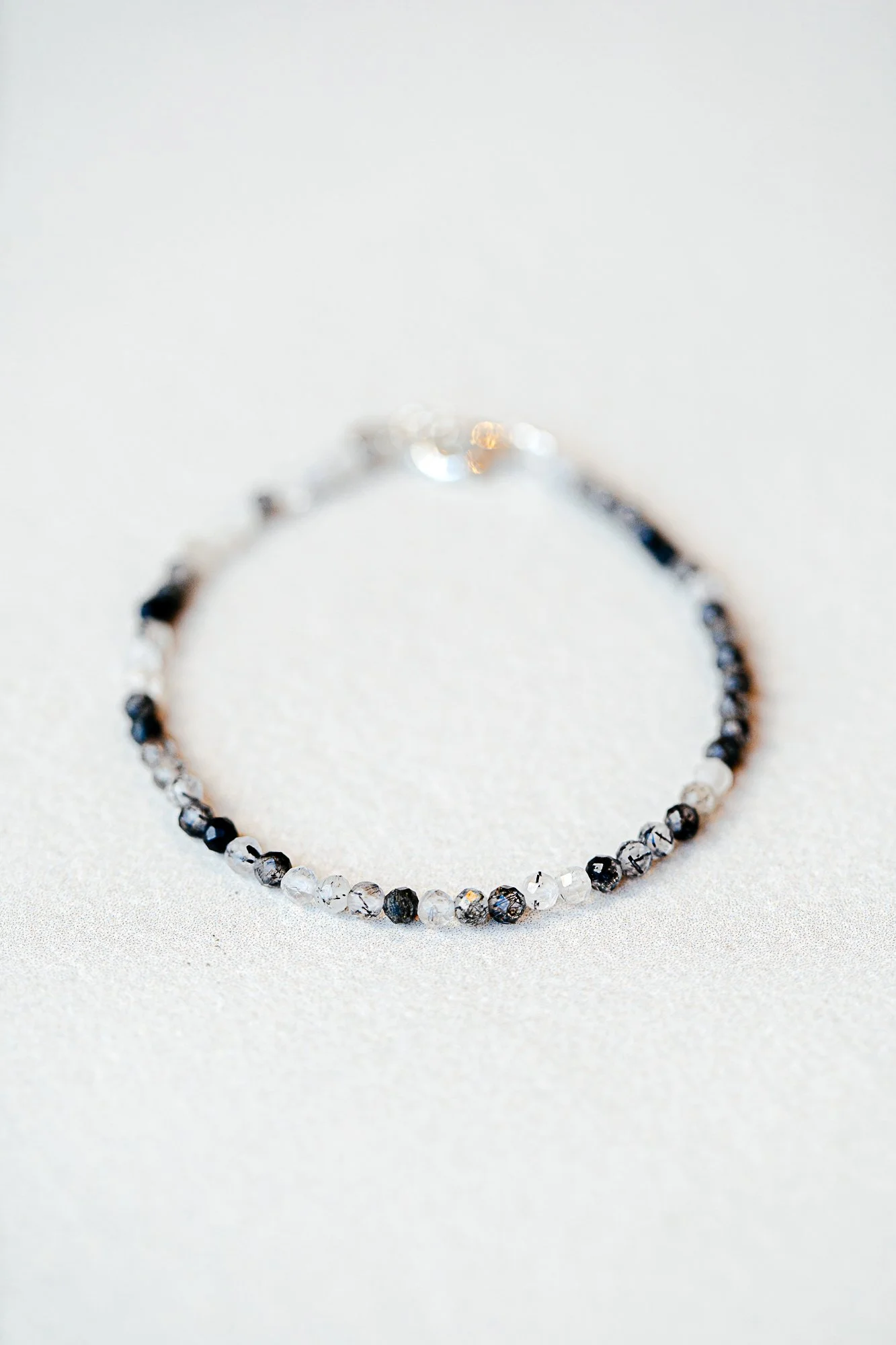 Bracelet Quartz à Tourmaline | Rester dans sa Verticalité
