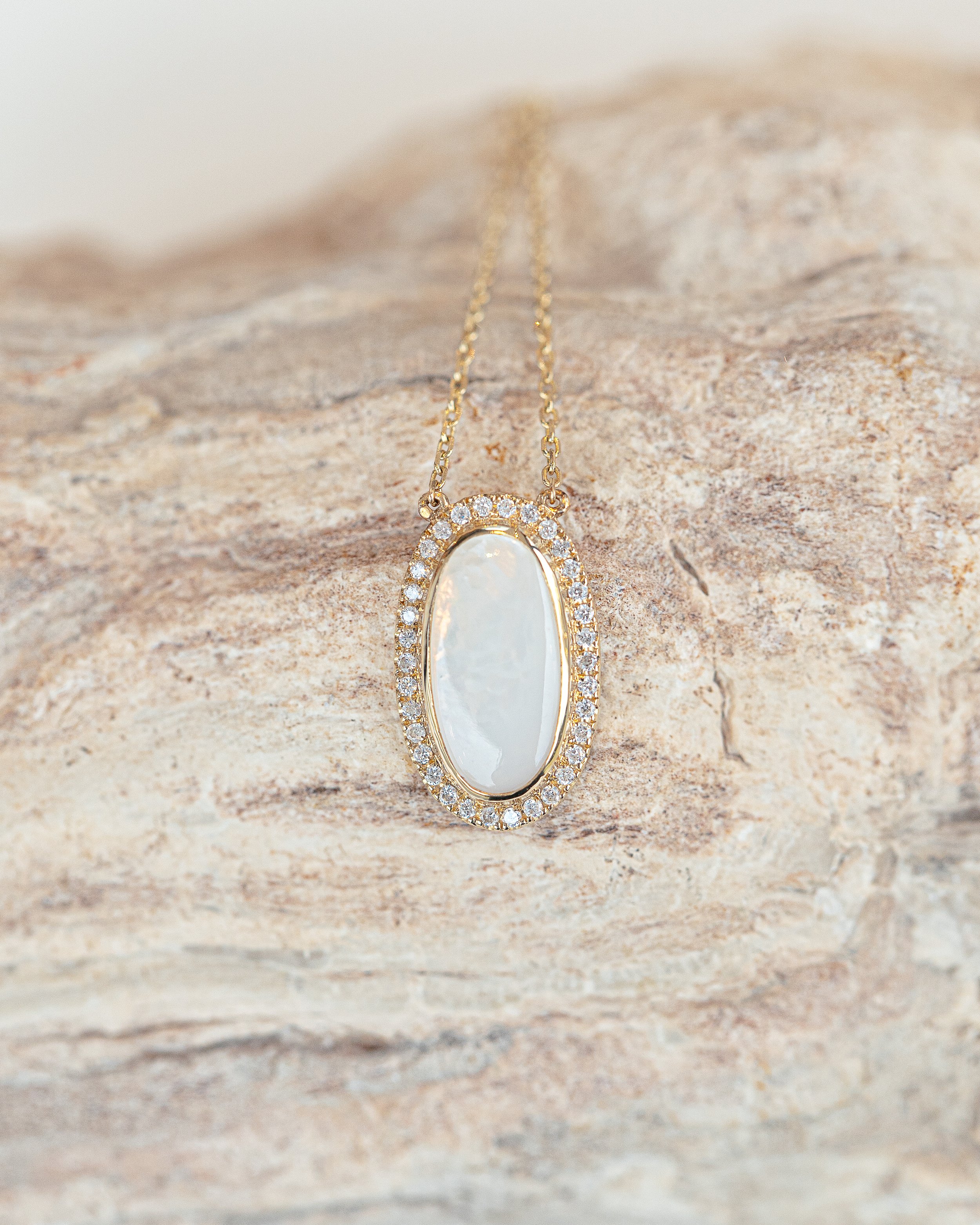 Pendentif Nacre "Miroir de l'Âme"