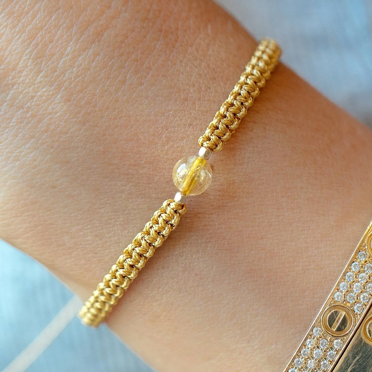Macramé Doré & Citrine | Générosité & Abondance