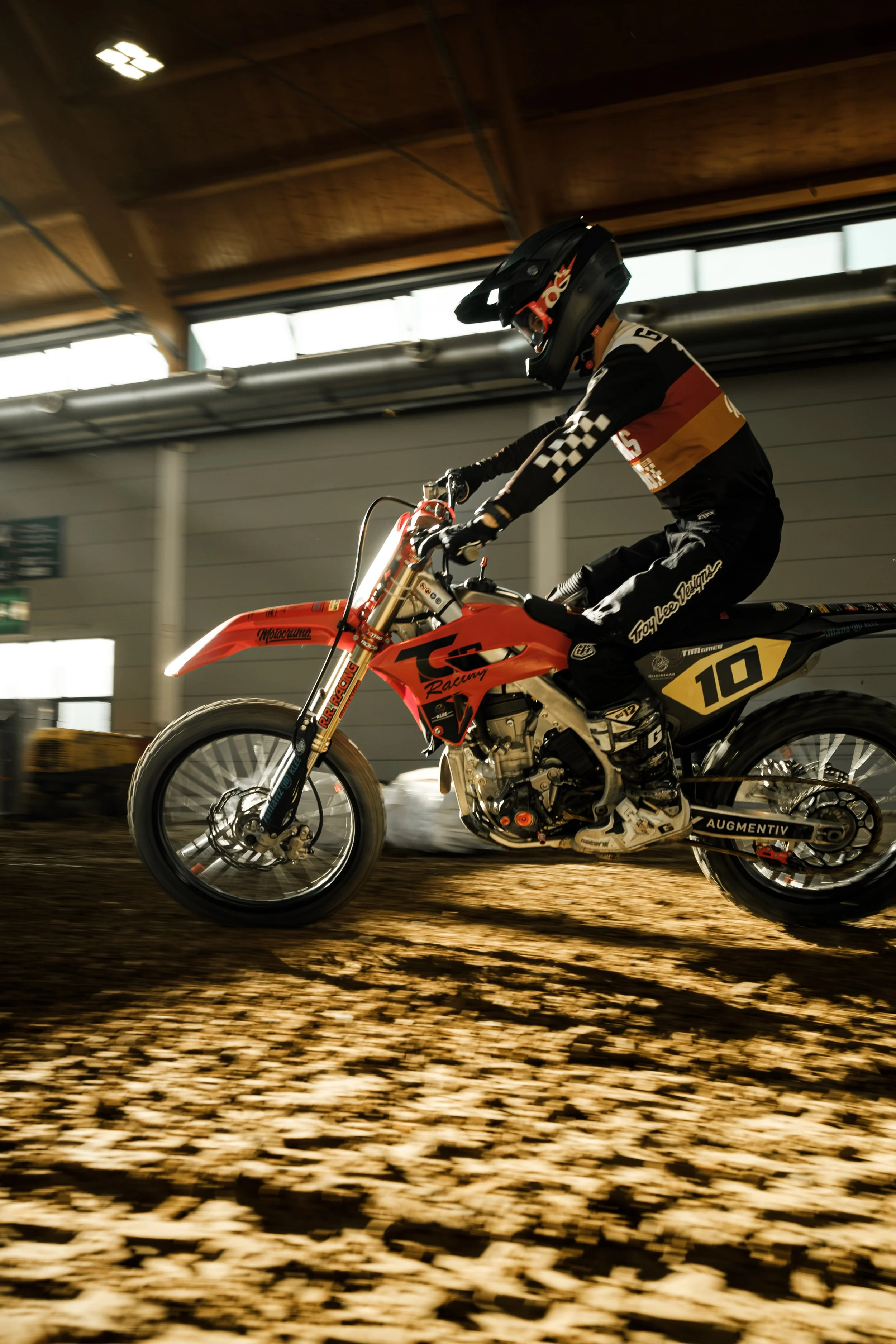 Motorradwelt Bodensee_2026_Vanessa König_@vanessaofftheroad-12.JPG