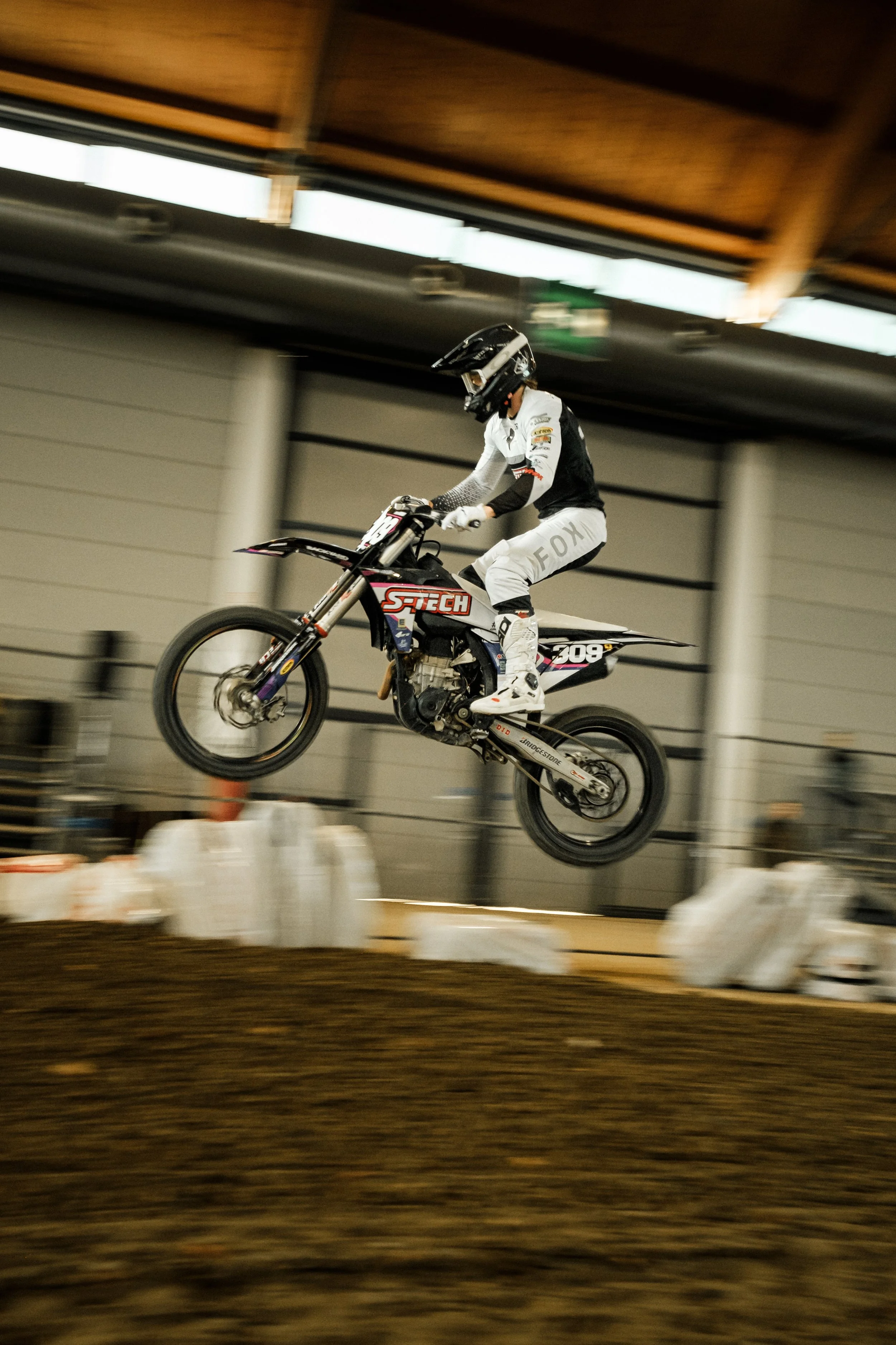 Motorradwelt Bodensee_2026_Vanessa König_@vanessaofftheroad-10.JPG