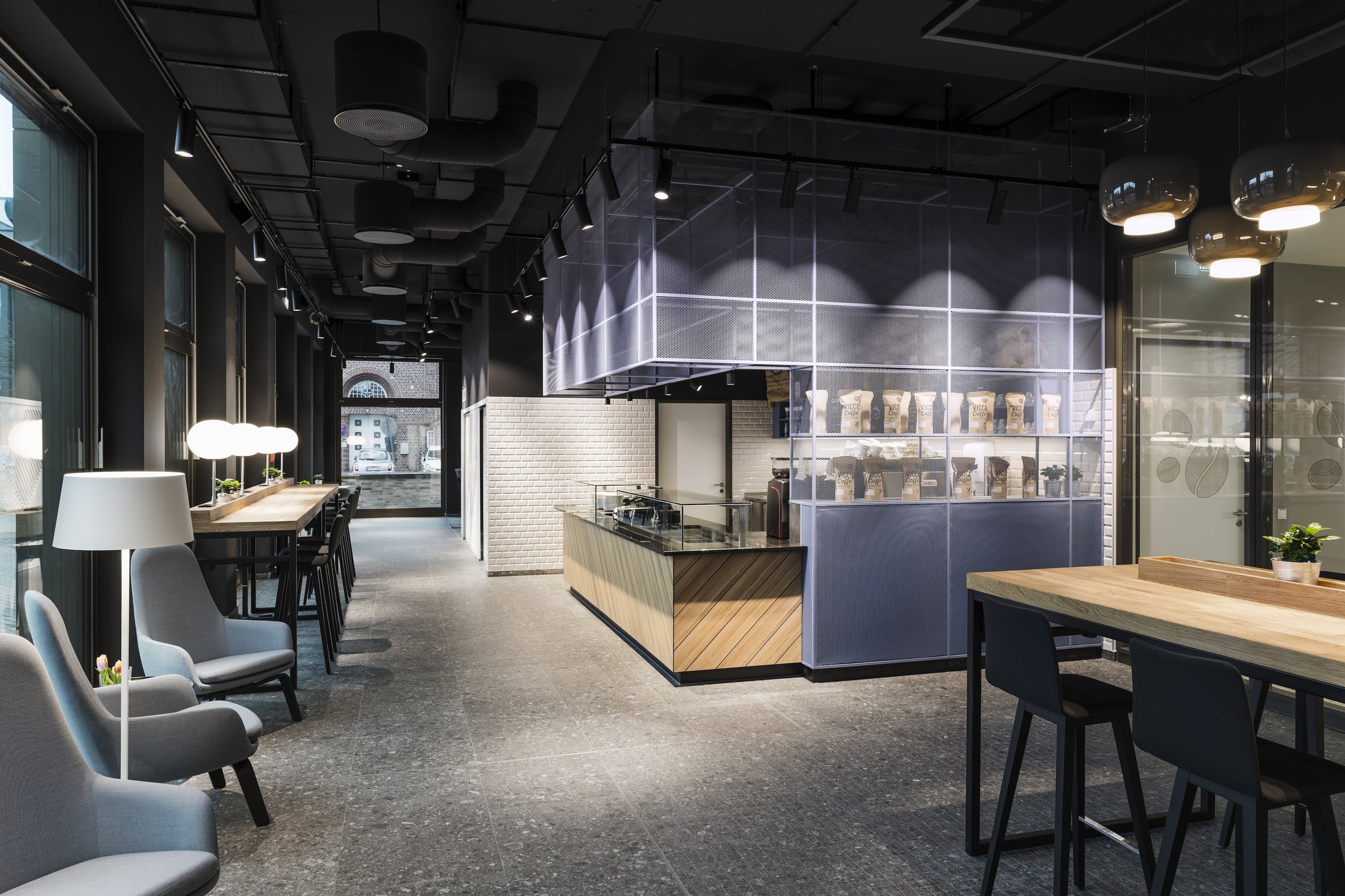 06_EH_sbp_Café_01_gr.jpg