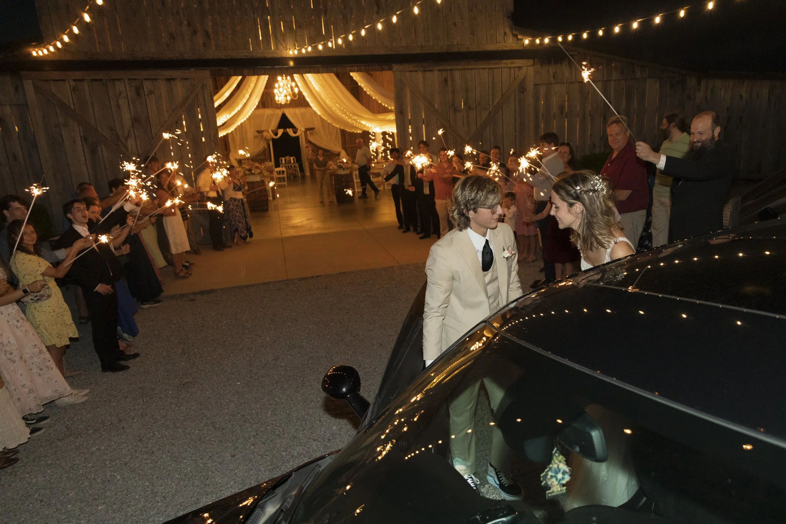 Joseph and Sarah Wedding Photos-930.jpg