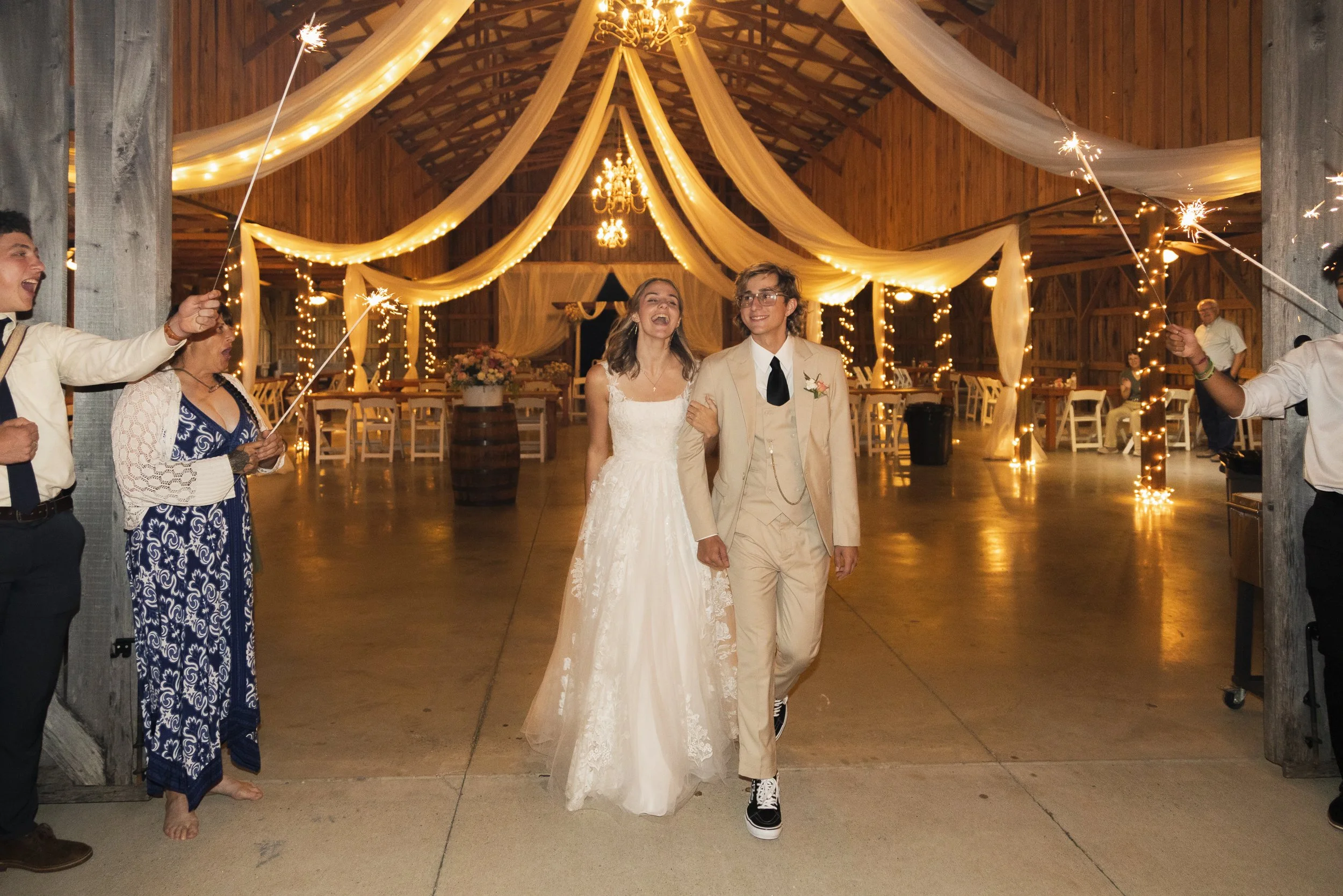 Joseph and Sarah Wedding Photos-912.jpg