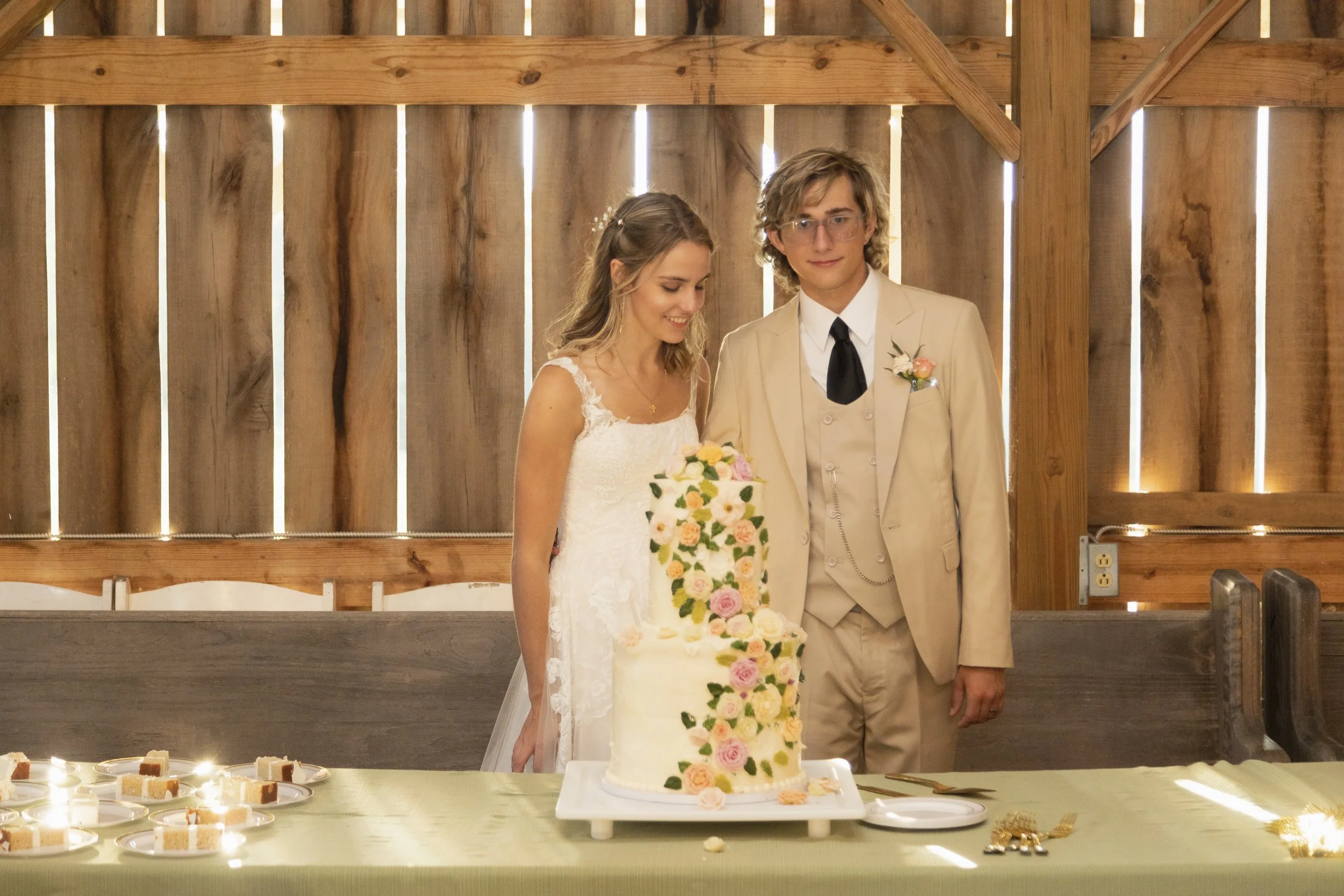 Joseph and Sarah Wedding Photos-832.jpg