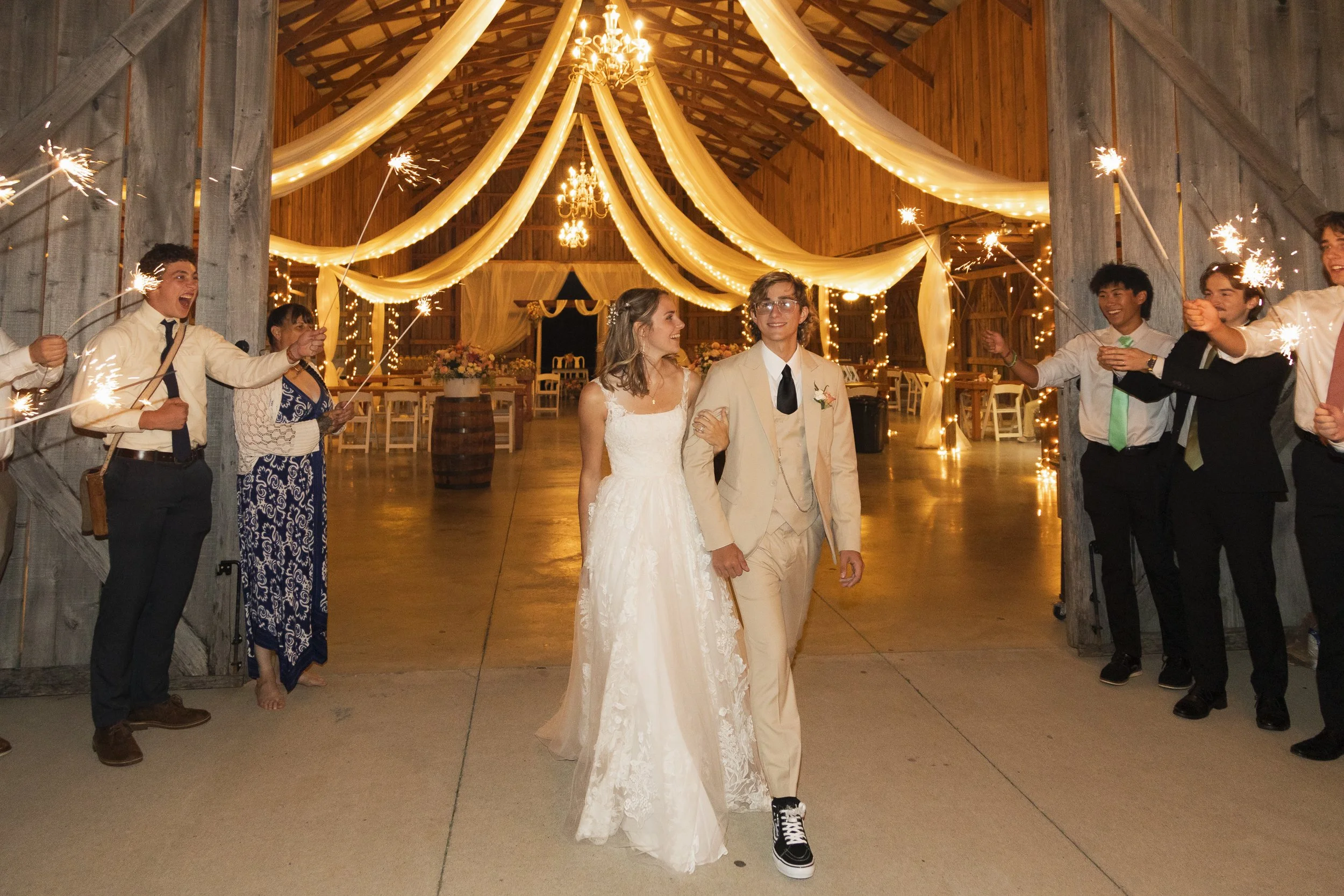 Joseph and Sarah Wedding Photos-914.jpg