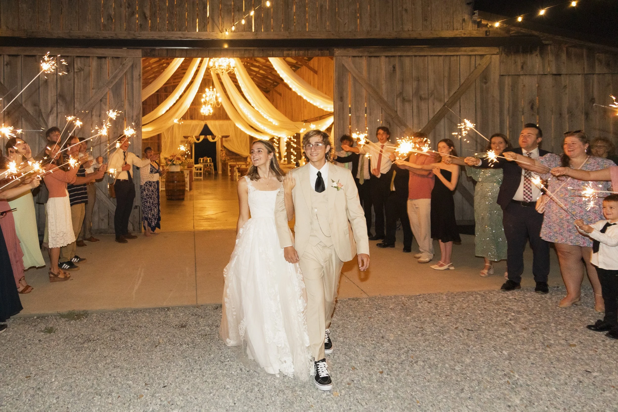 Joseph and Sarah Wedding Photos-918.jpg