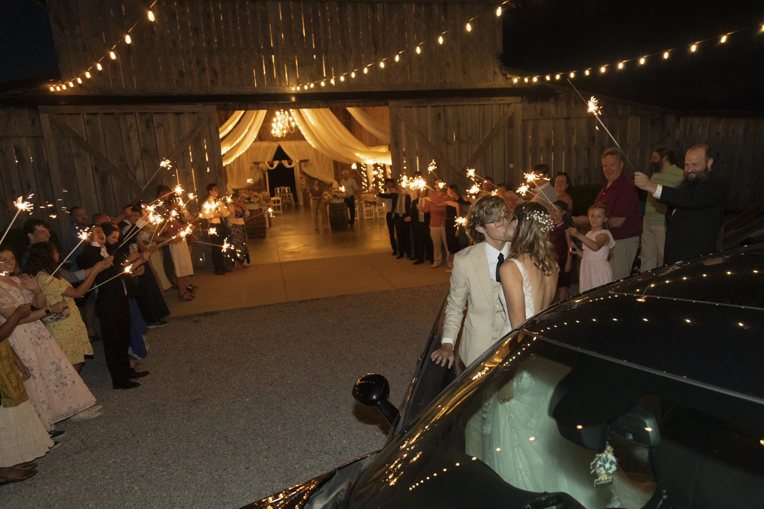 Joseph and Sarah Wedding Photos-931.jpg