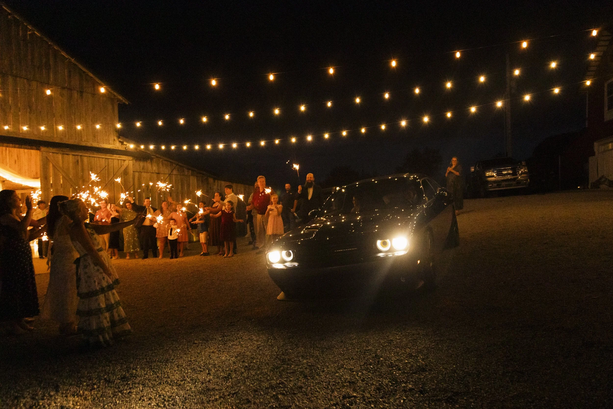 Joseph and Sarah Wedding Photos-939.jpg