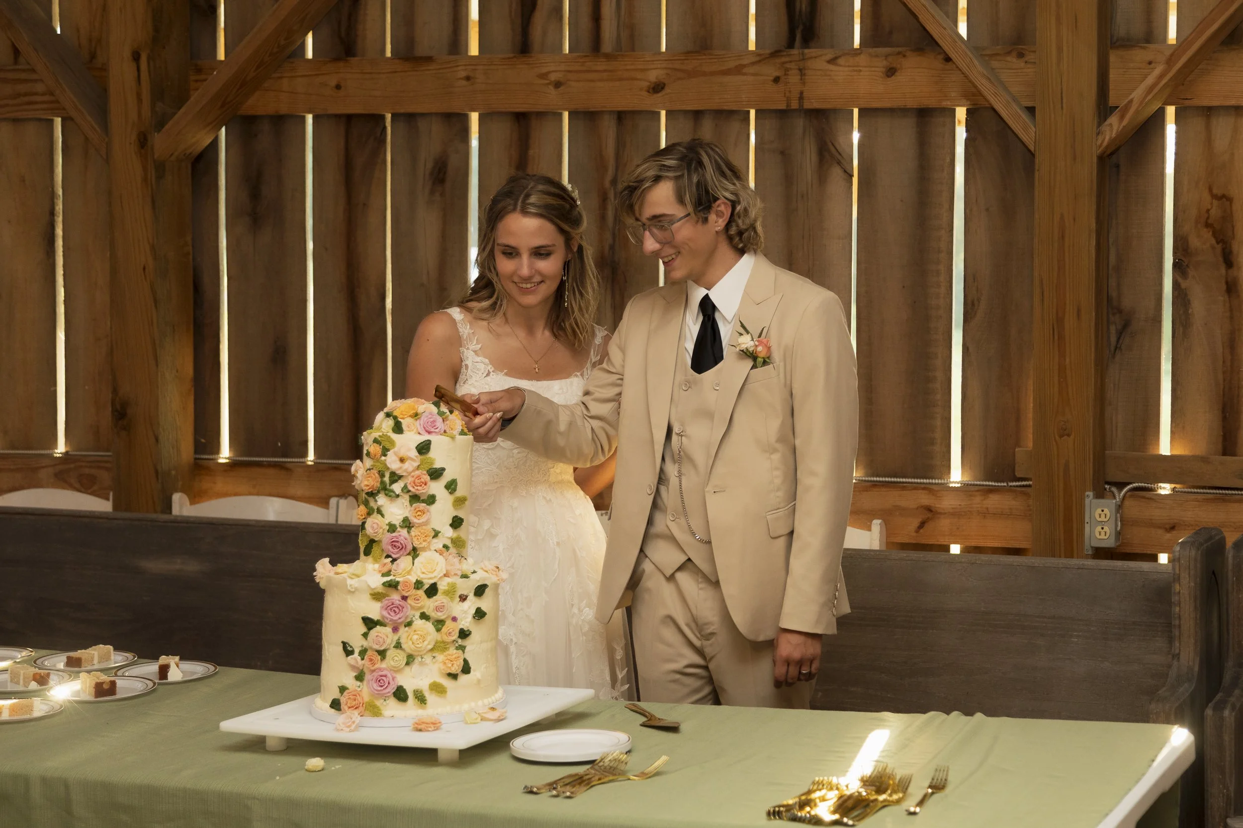 Joseph and Sarah Wedding Photos-837.jpg