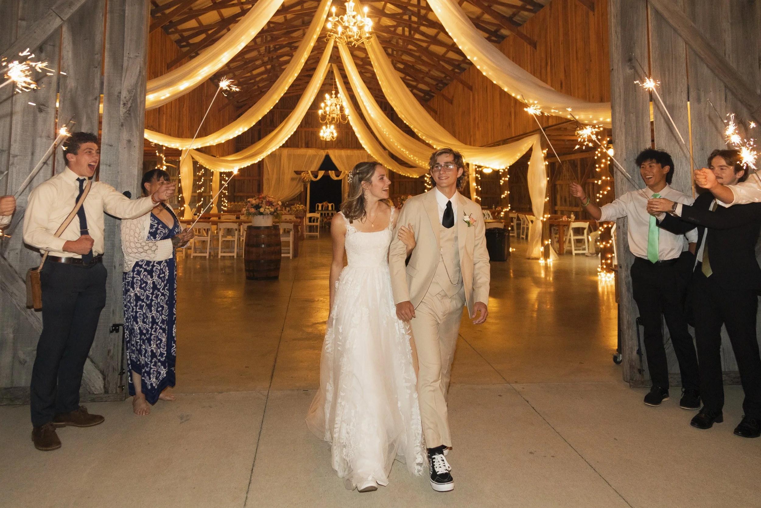 Joseph and Sarah Wedding Photos-913.jpg