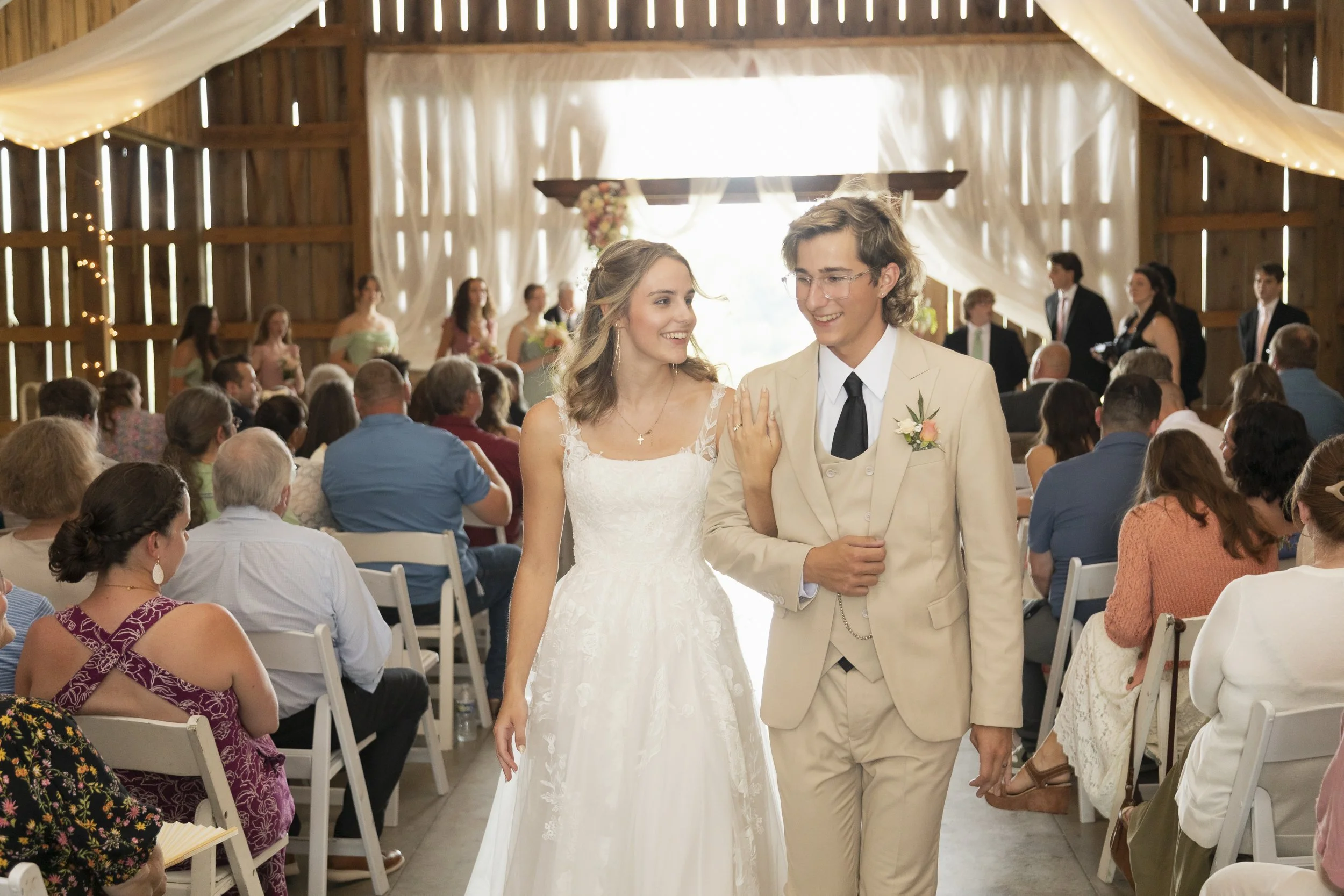 Joseph and Sarah Wedding Photos-470.jpg