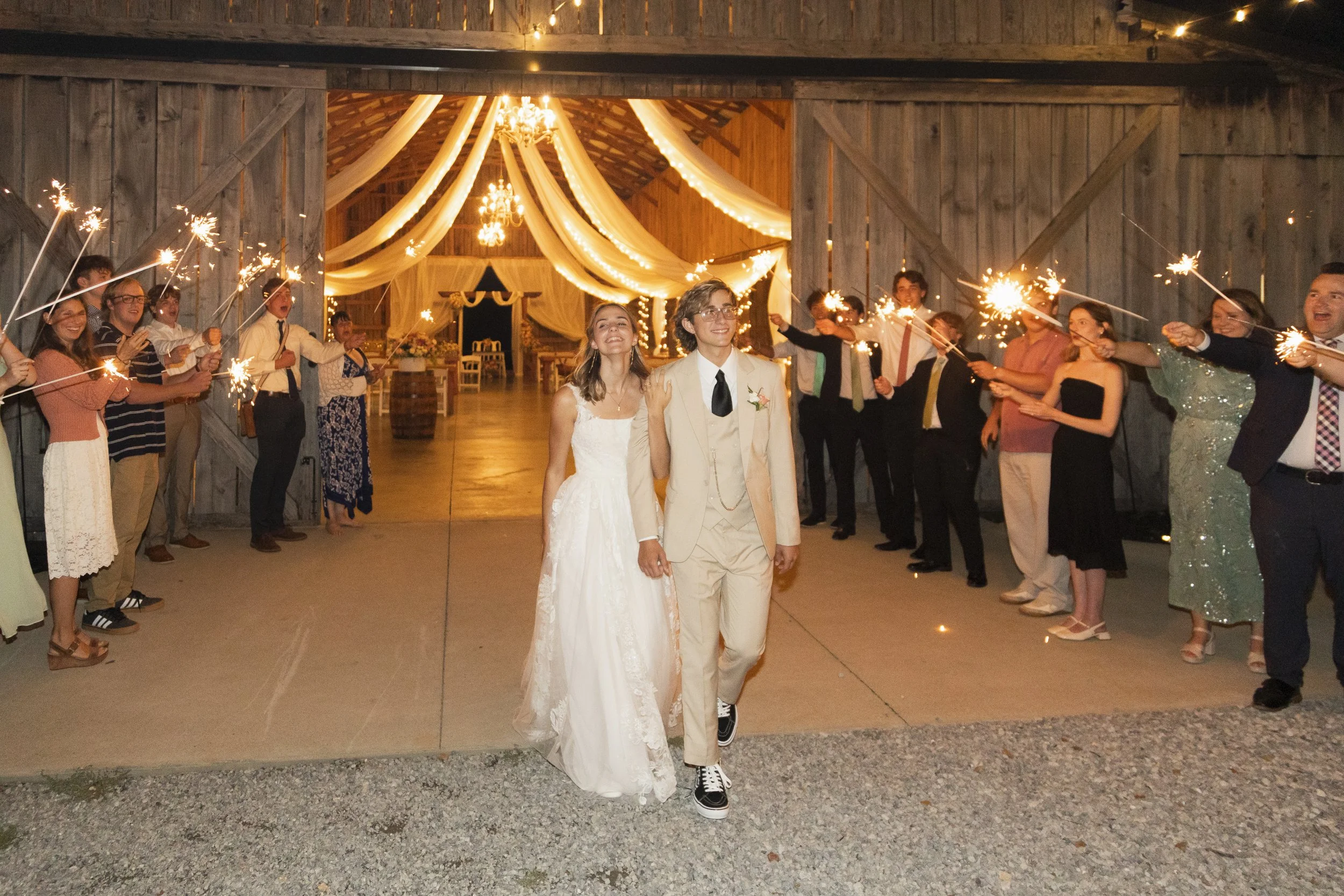 Joseph and Sarah Wedding Photos-917.jpg