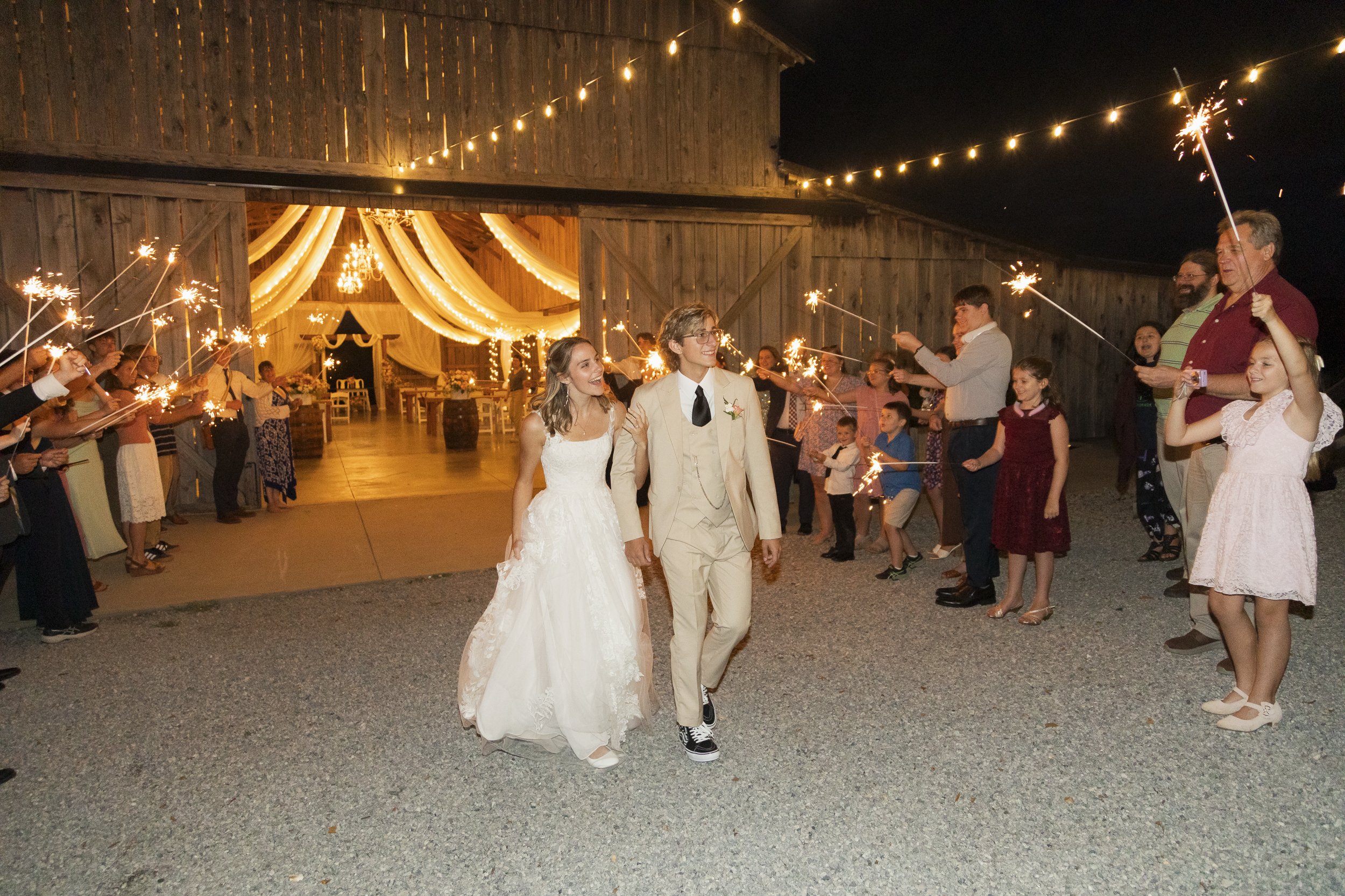 Joseph and Sarah Wedding Photos-921.jpg